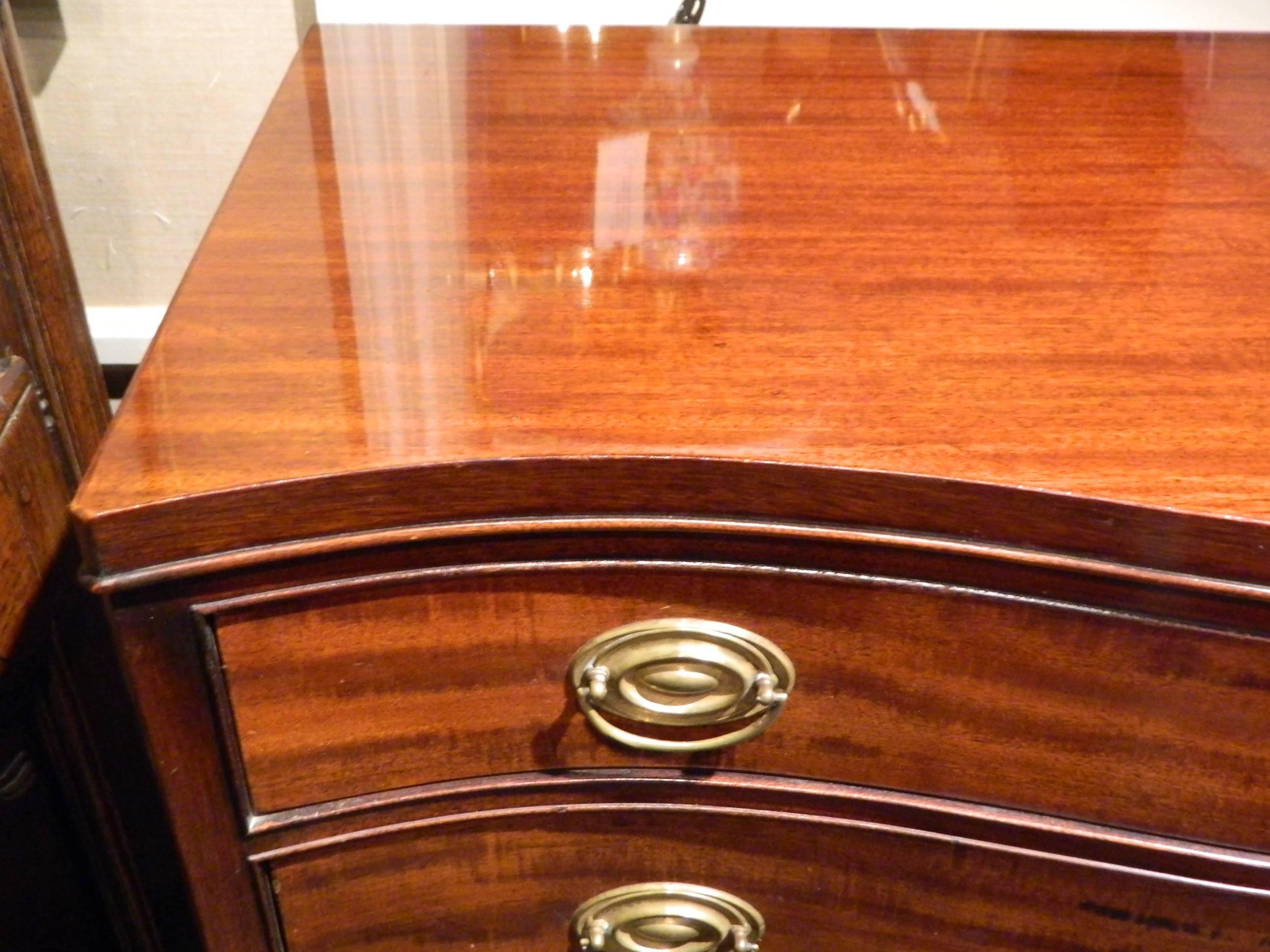 mahogany chest of drawers 1940