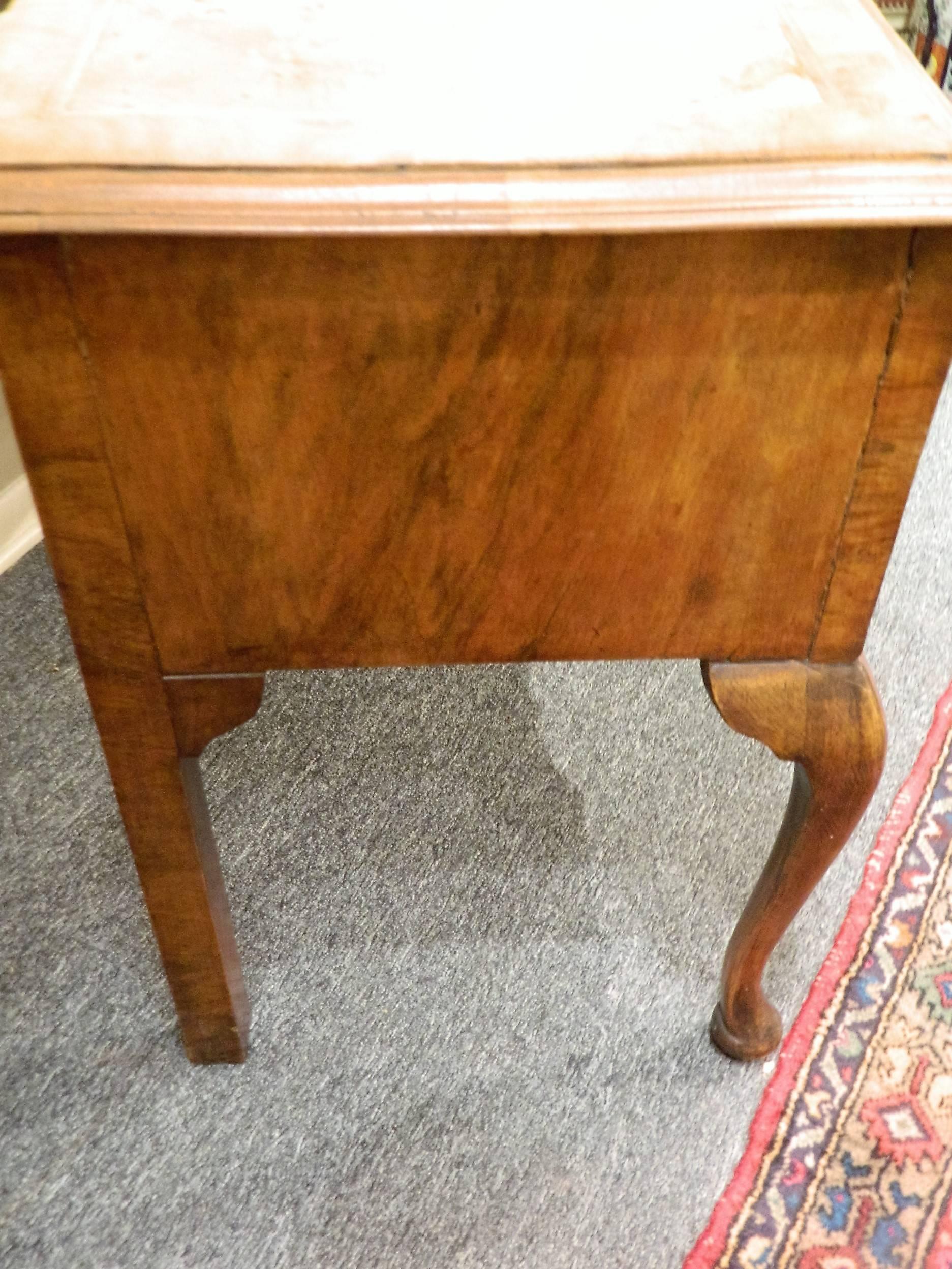 William and Mary Burl Walnut Style Desk with Five Drawers, 19th Century 1
