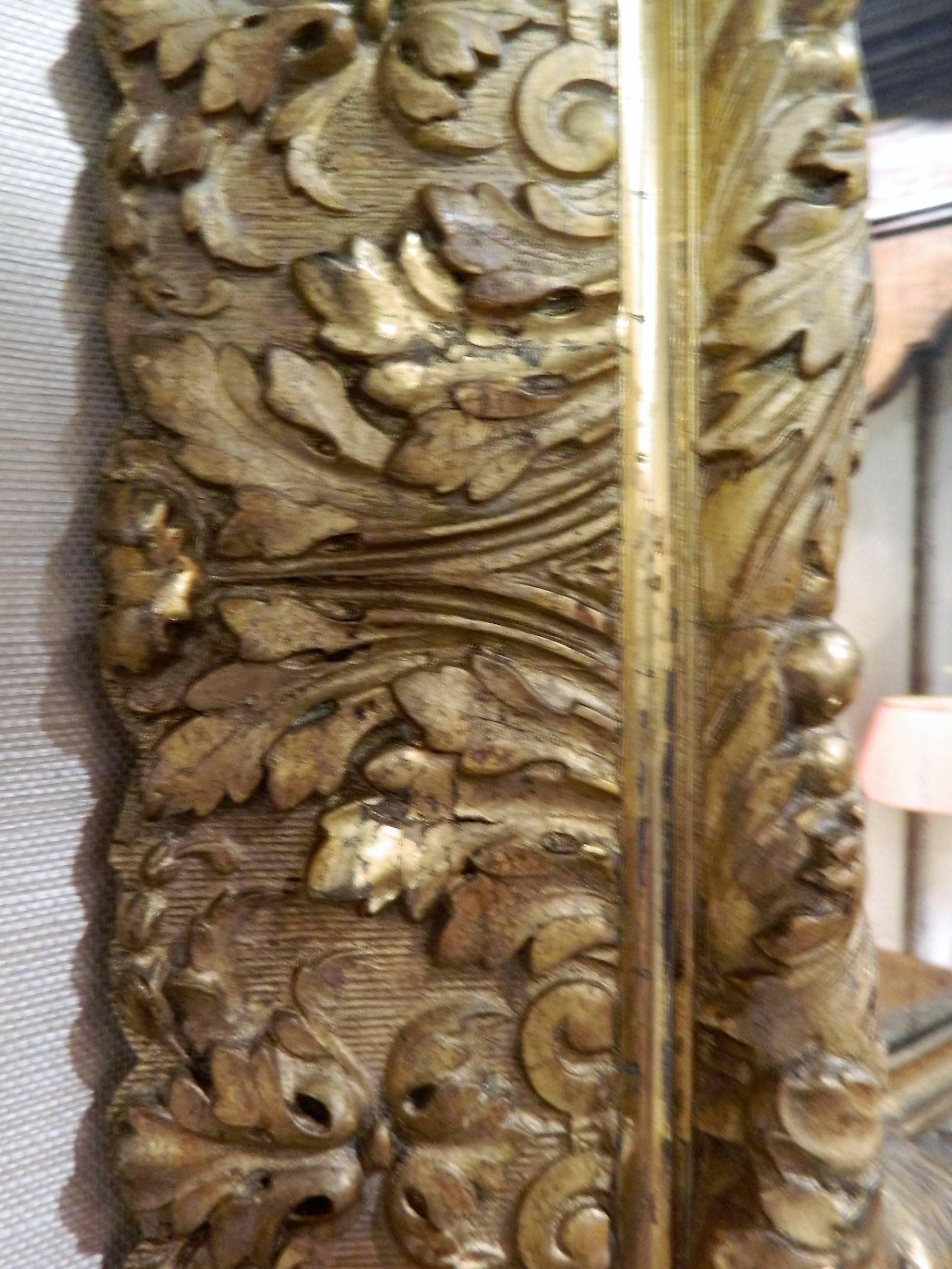 Miroir anglais à bordure dorée à la feuille d'or et à l'eau, vers 1850-1880 Bon état - En vente à Savannah, GA