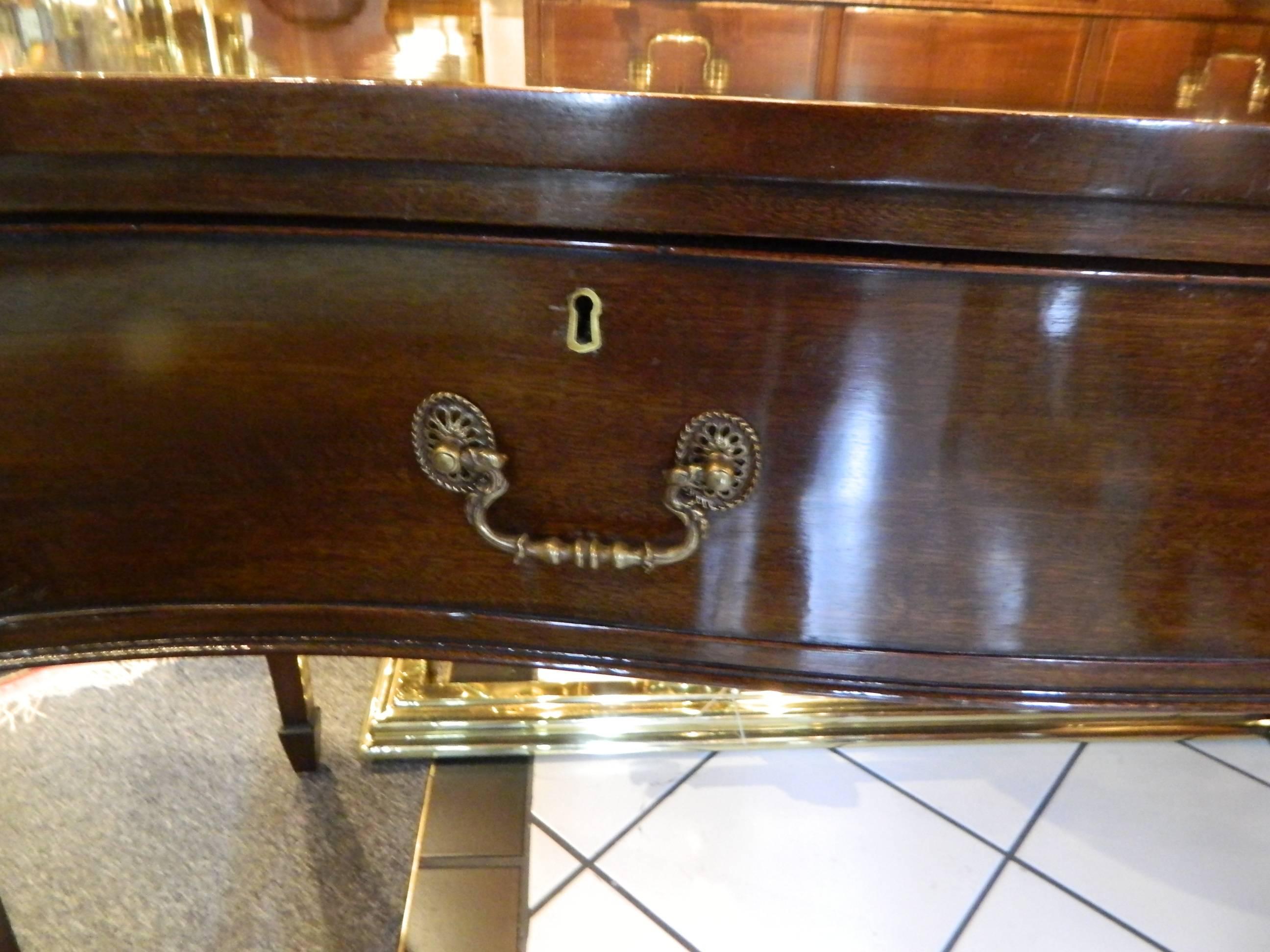 French Mahogany Desk of Buffet with Two Drawers, 19th Century 2