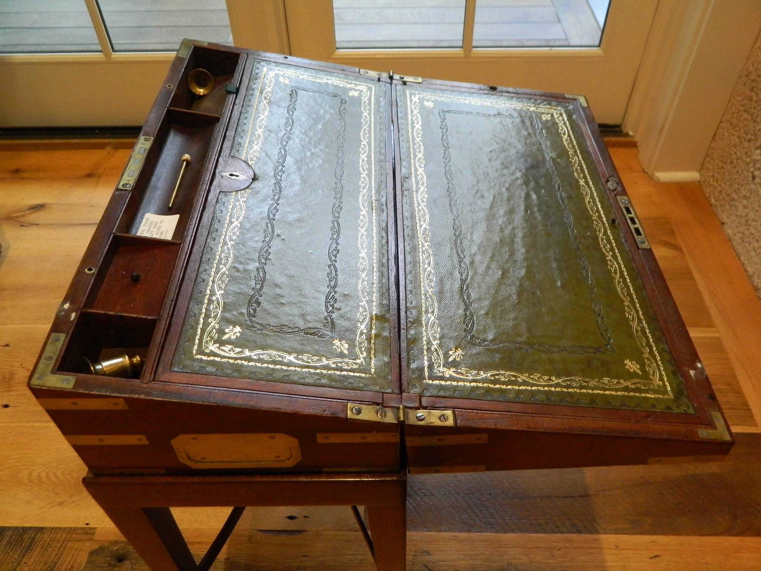 English Mahogany Lap Desk on a Custom-Made Stand, 19th Century 7