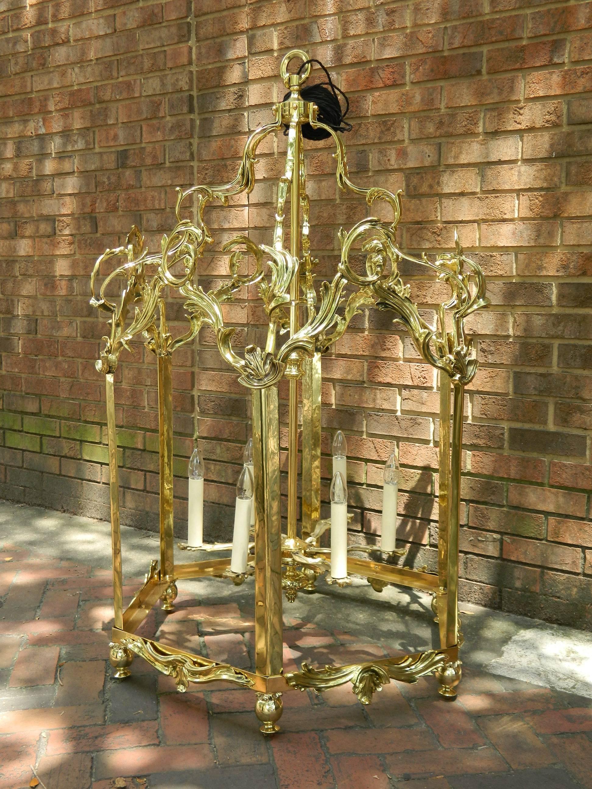 Louis XIV Style Extra Large Brass Lantern, 19th Century For Sale 1