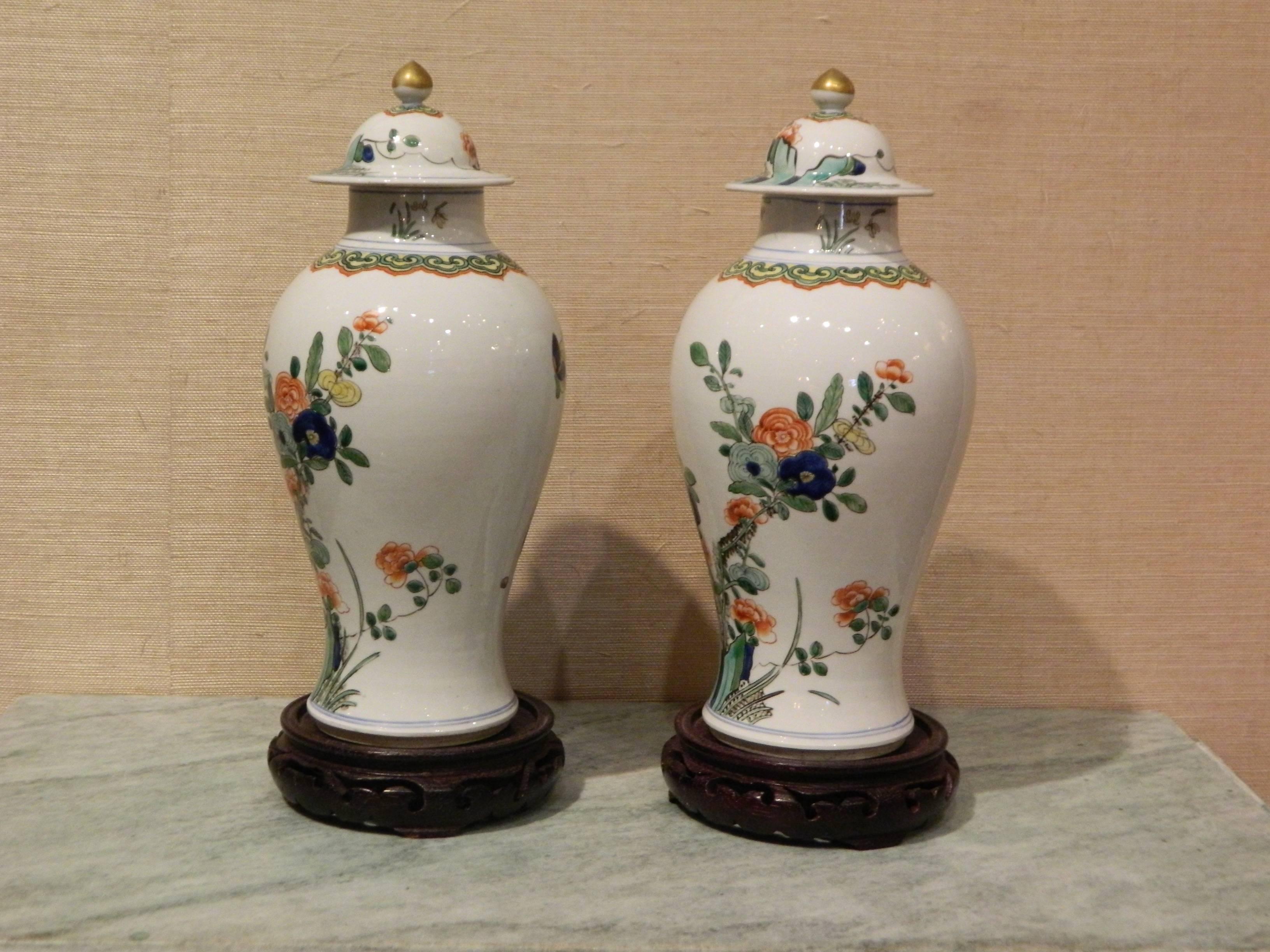 Pair of Chinese Covered Vases with Rosewood Stands, Early 20th Century In Excellent Condition In Savannah, GA