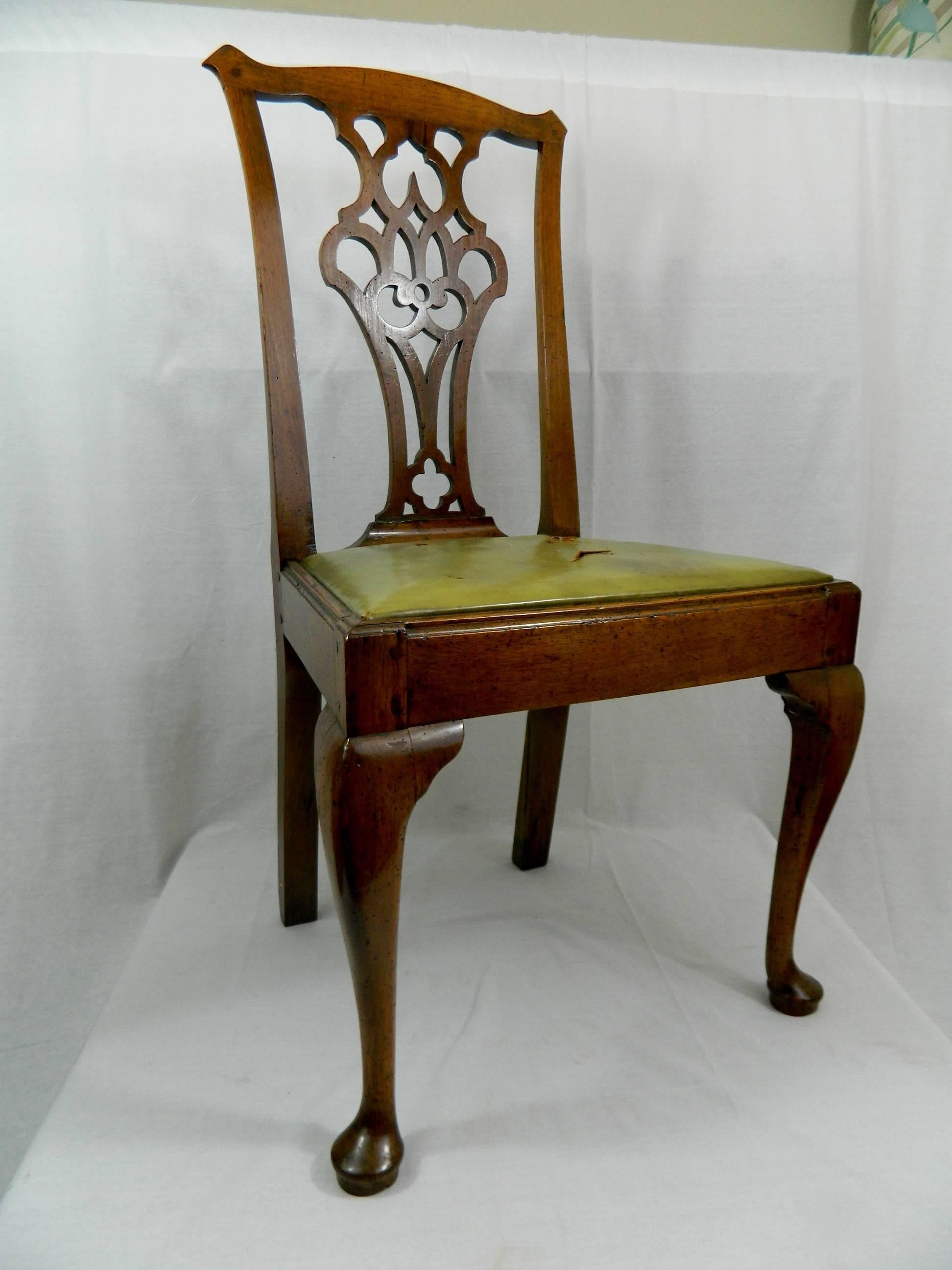 Set of Twelve George III Carved Mahogany Dining Chairs, Early 18th Century 3