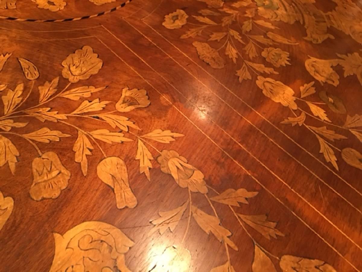 Dutch Round Marquetry Centre or Dining Table on a Pedestal, Mid-19th Century 3