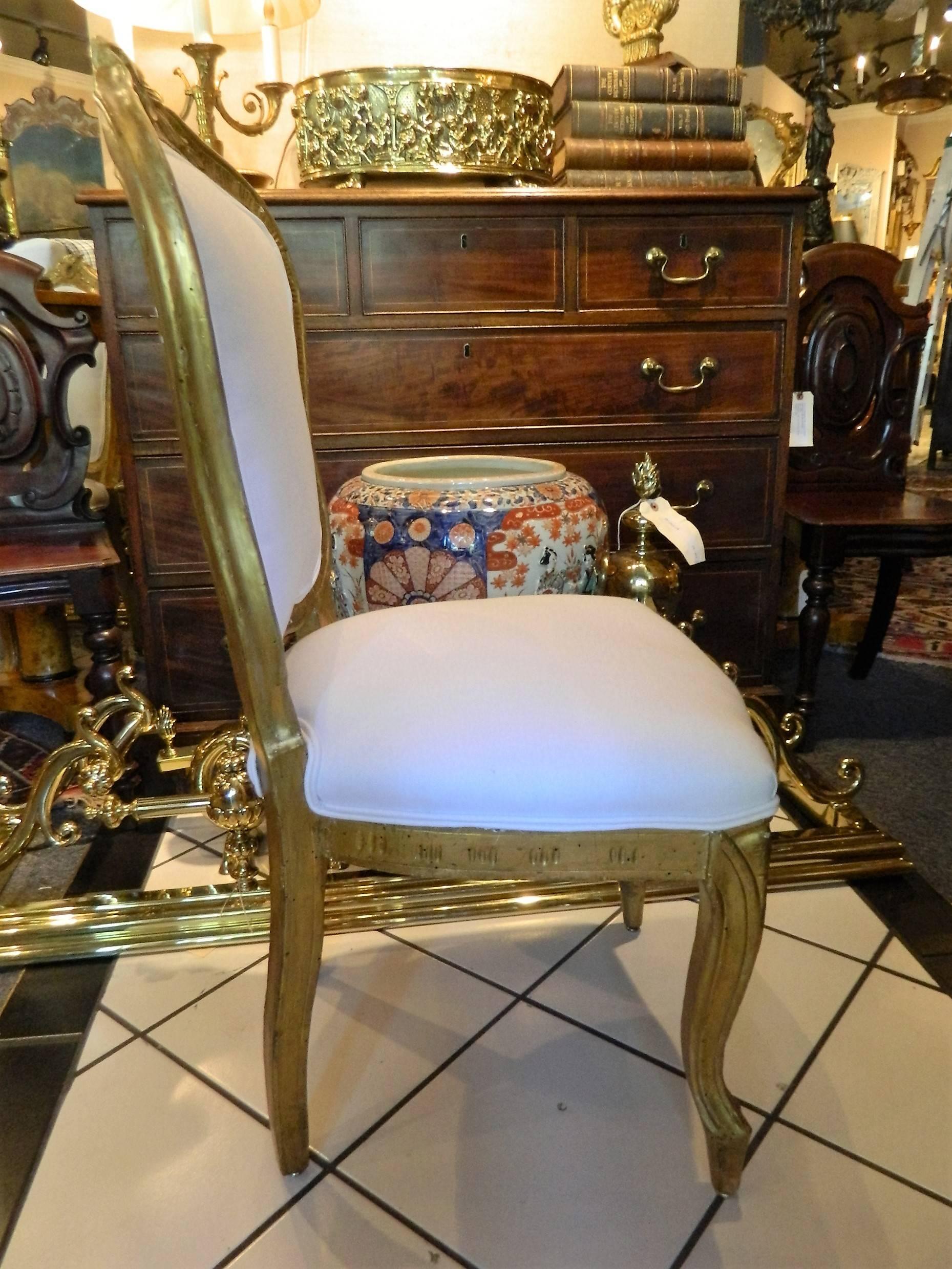 Set of Eight Louis XV Style Giltwood Side Chairs, Early 19th Century In Excellent Condition In Savannah, GA
