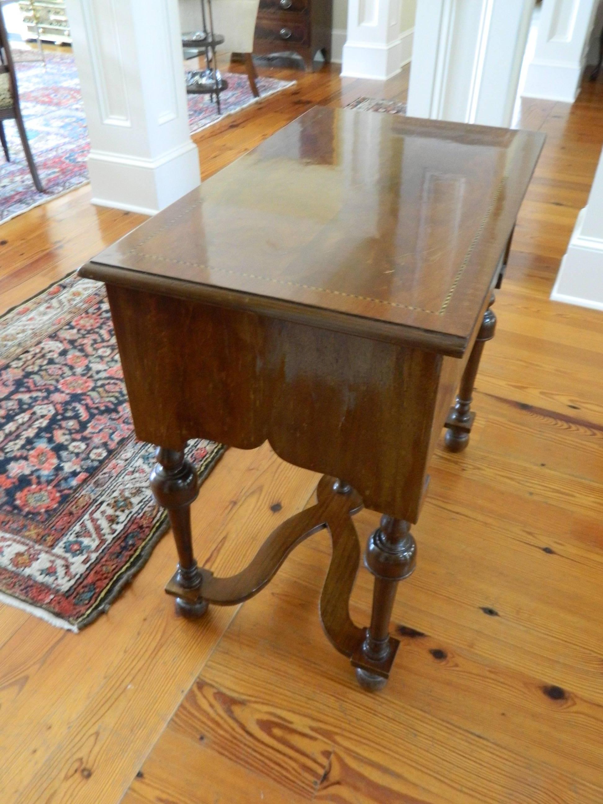 George II Mahogany Three-Drawer Lowboy or Dressing Table, 19th Century 1