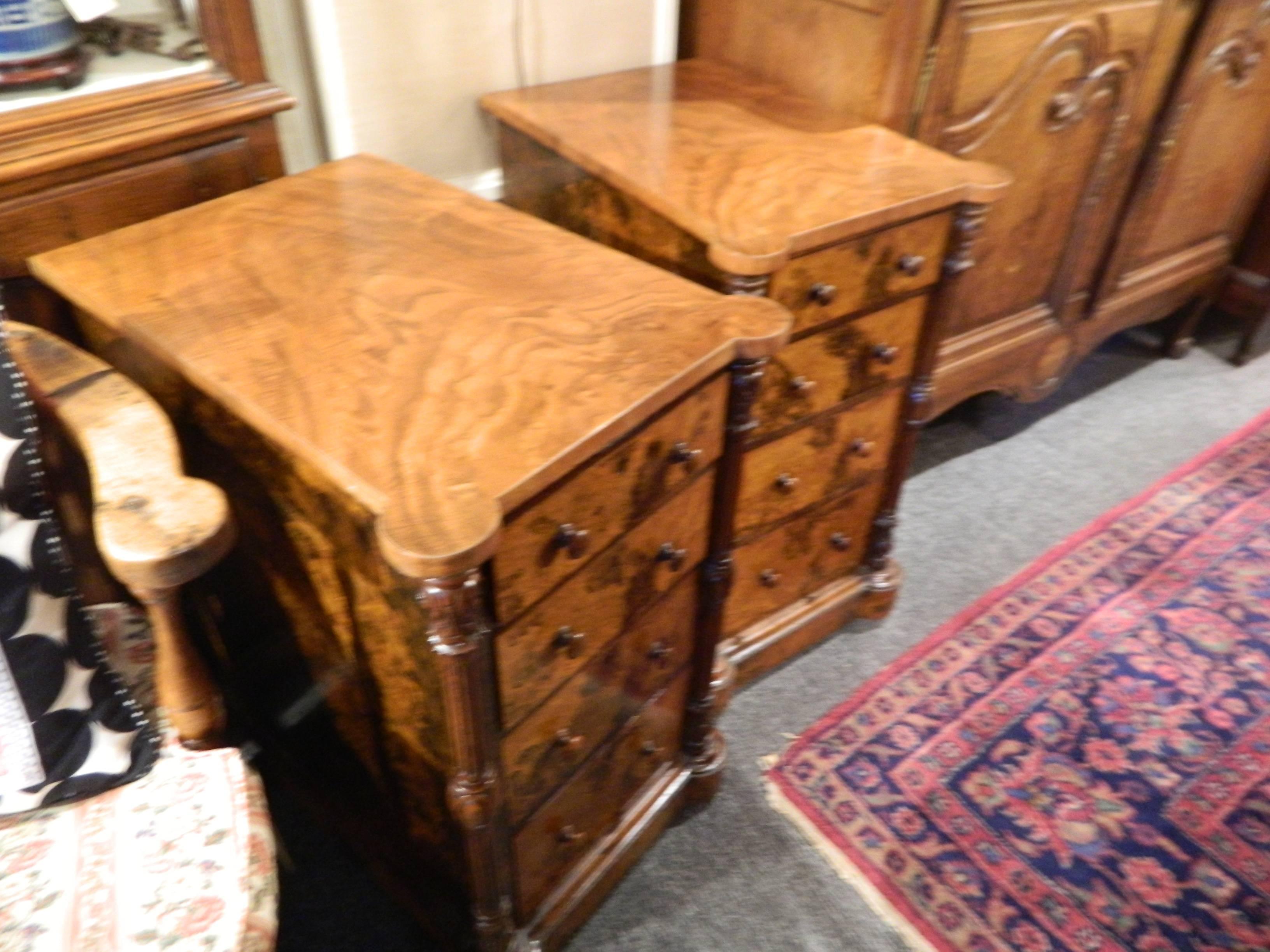Pair of Burl Wood Nightstands on Casters, Early 20th Century 6