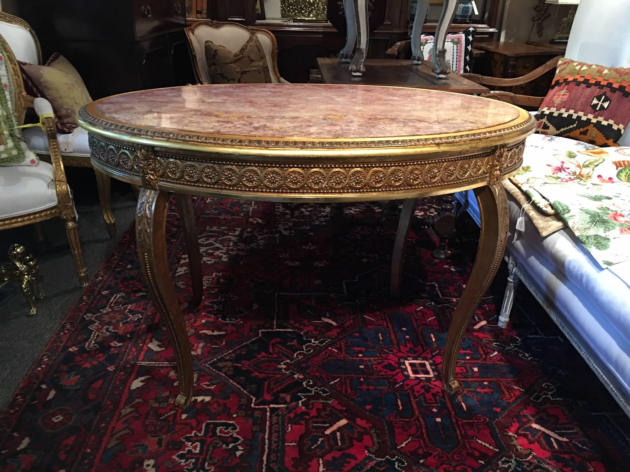 Italian Louis XVI Style Giltwood Oval Table with a Marble Top, 19th Century 1
