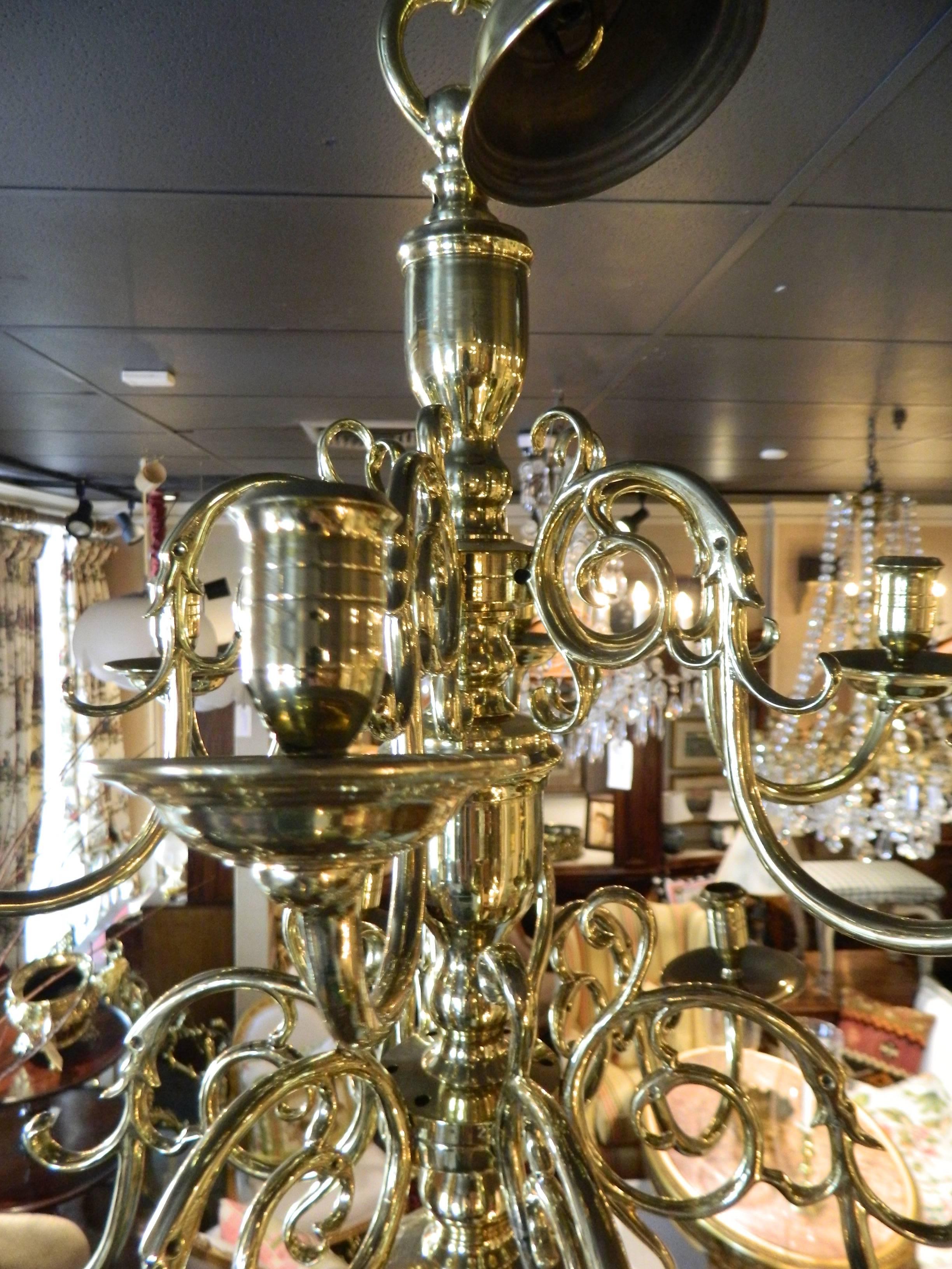 Lampadario a sfera a due piani in ottone lucido francese, XIX secolo in vendita 2