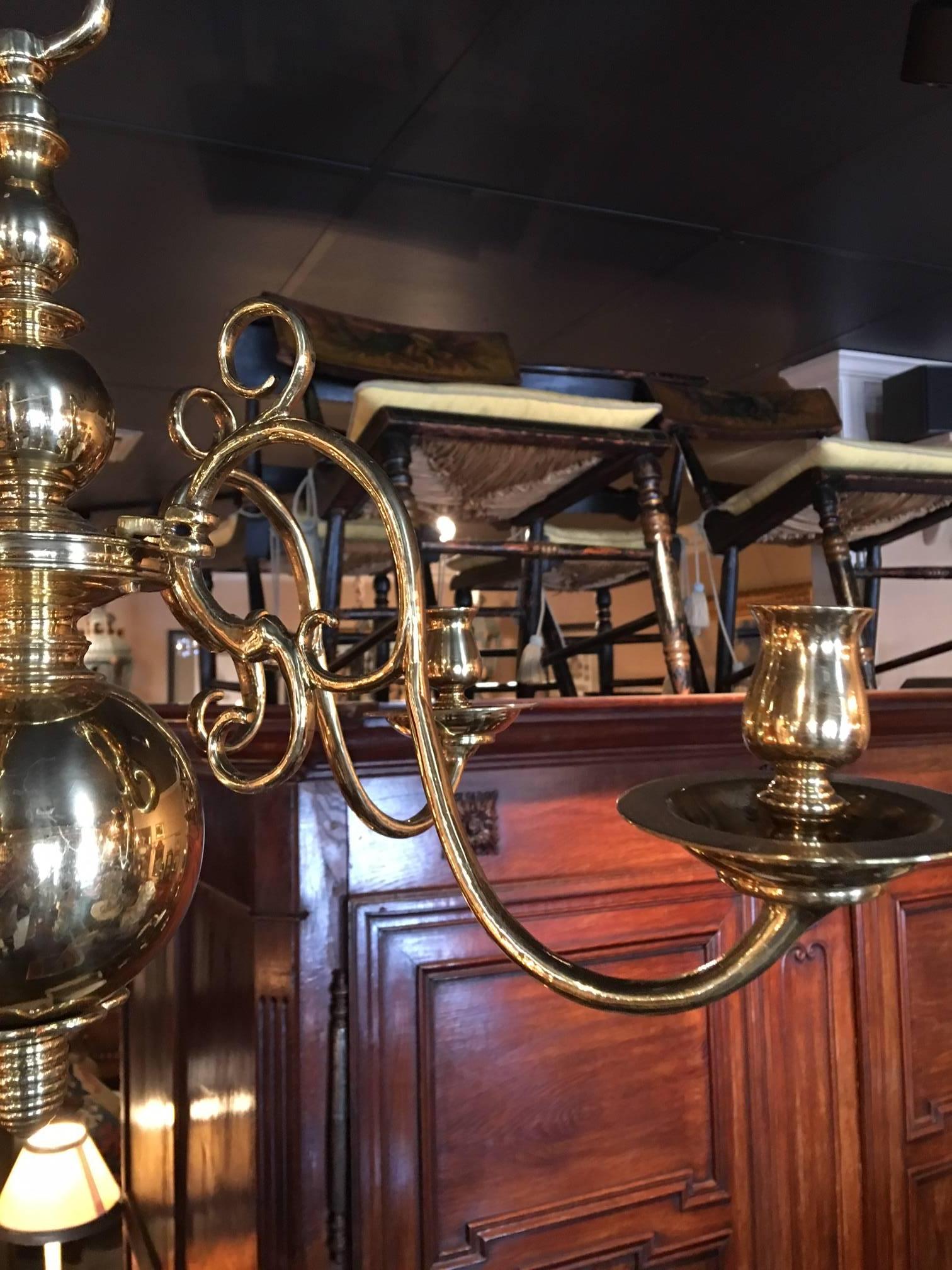 English Polished Brass Five-Arm Candle Chandelier, Early 19th Century In Good Condition In Savannah, GA