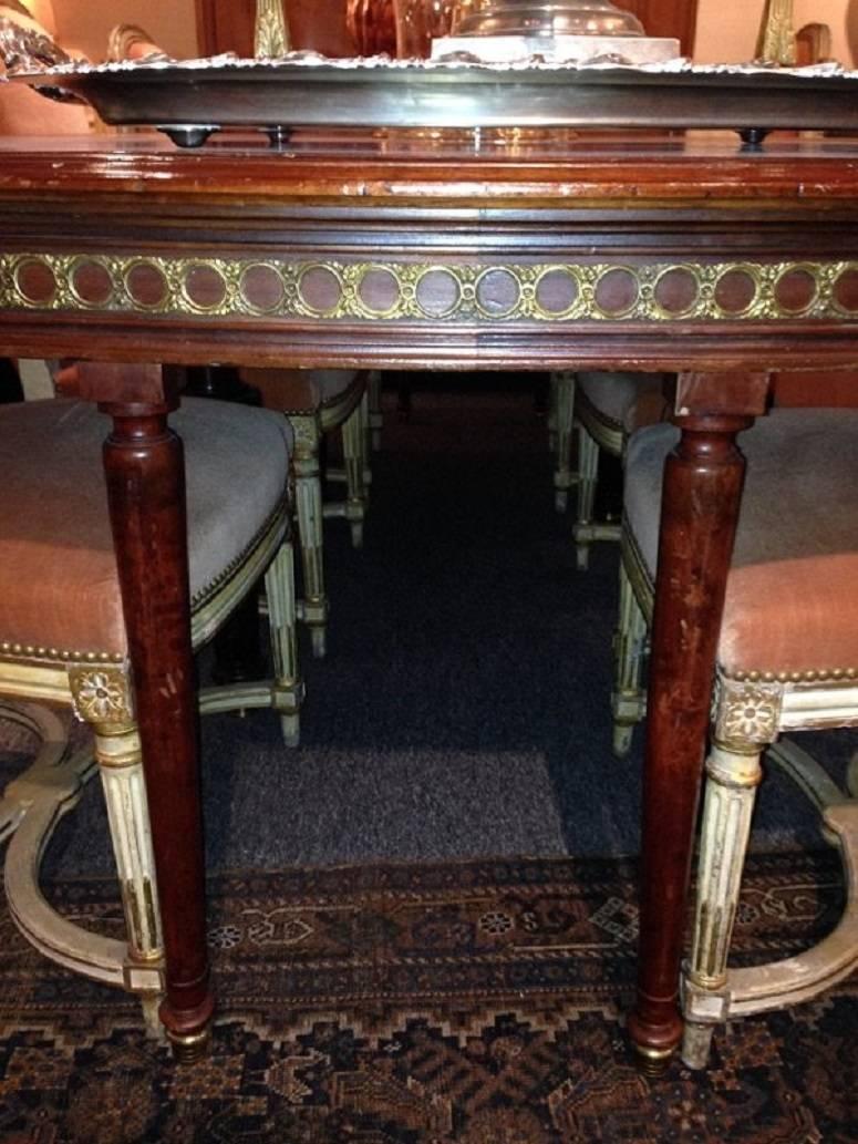 Louis XVI Style Mahogany Dining Table with Ormolu Banding, Early 20th Century 5