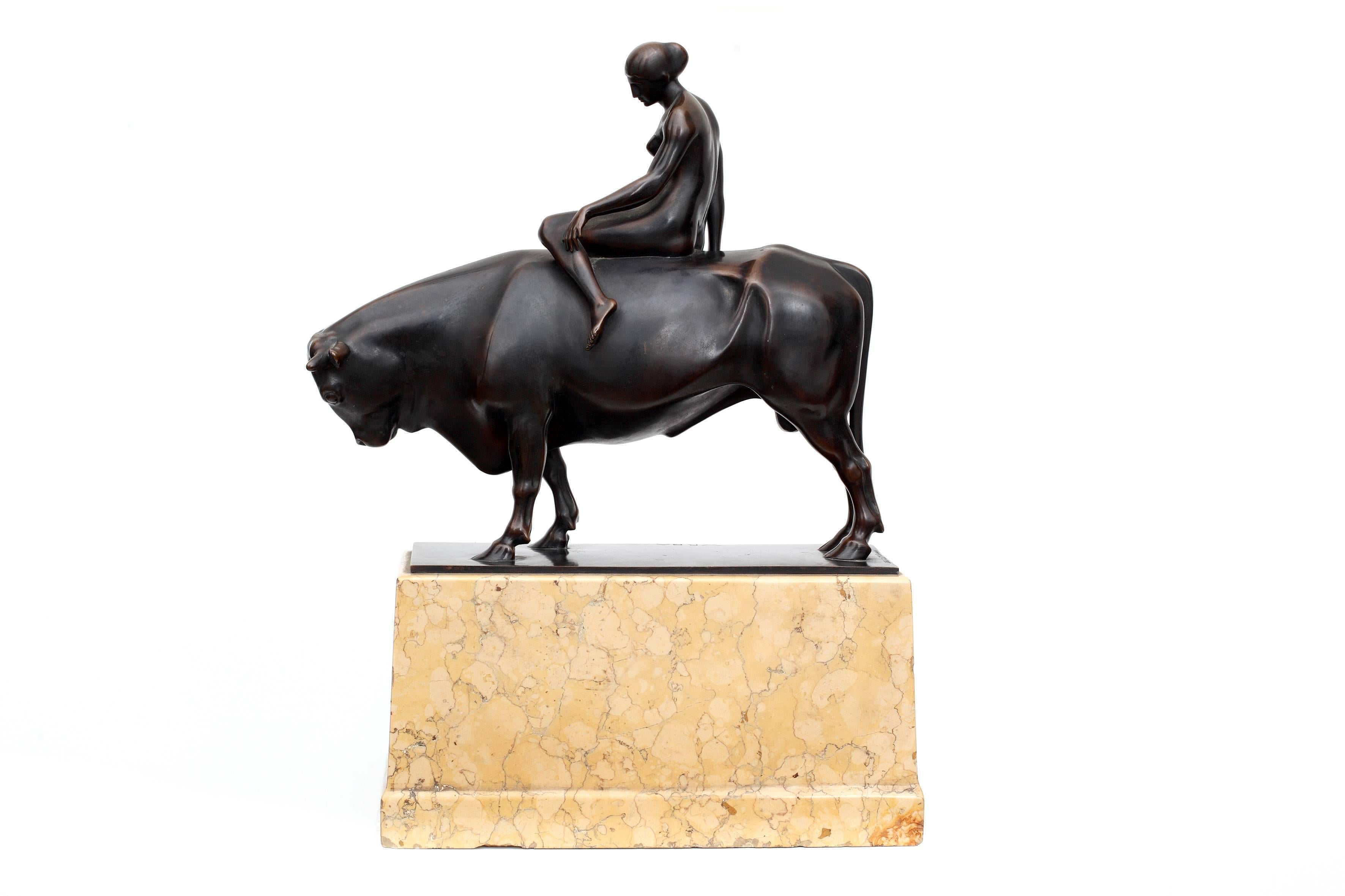 Abduction of Europa Sculpture In Good Condition For Sale In Brussels & Antwerp, BE