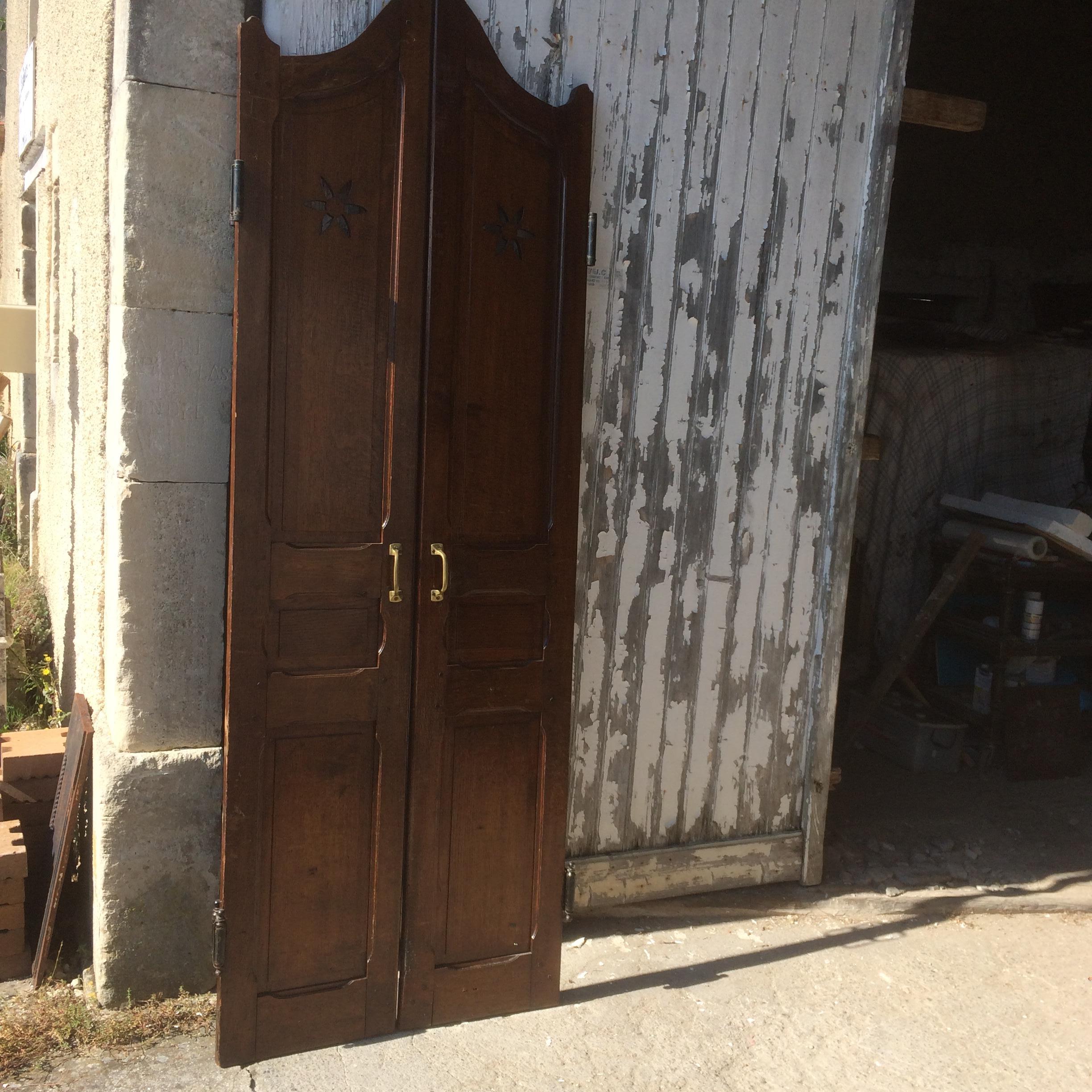 French Antique Solid Wood Door, 19th Century, France im Zustand „Gut“ im Angebot in LOS ANGELES, CA