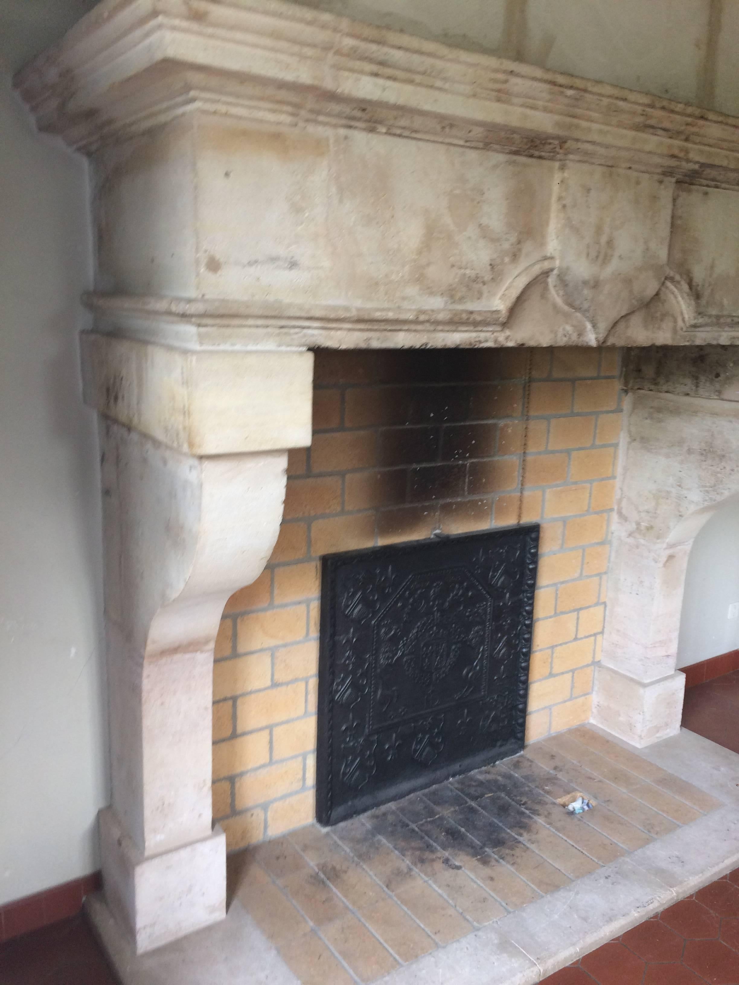 18th Century and Earlier French Louis XIII Style Fireplace in Limestone, 18th Century, Lorraine, France. For Sale