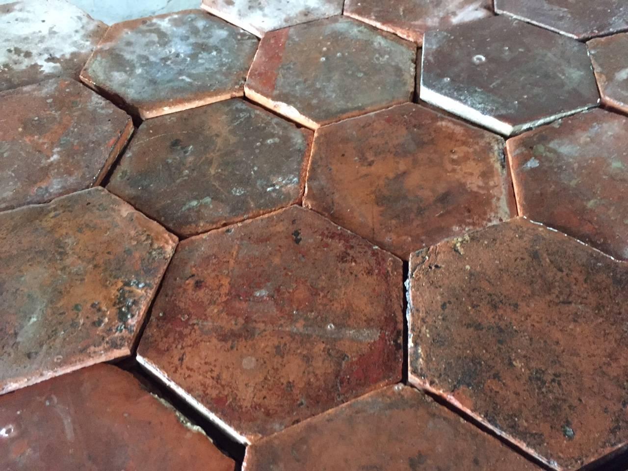 Original French antique hexagonal terra cotta flooring.
handmade, hand-finish from the 18th century, reclaimed from old and aged properties.
Original patina and finished, each antique tile has been hand-select and cleaned to be ready for