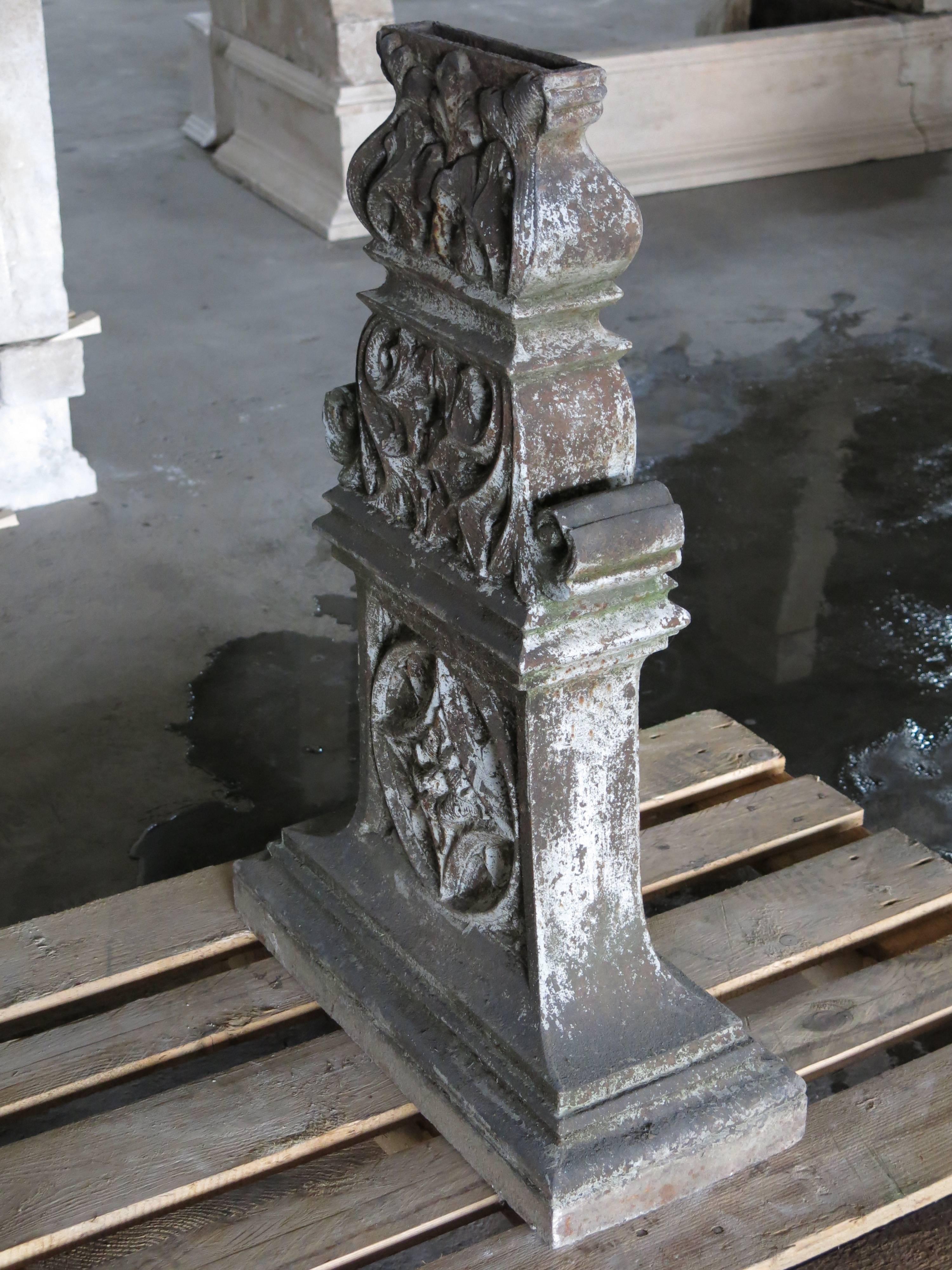 Winery Pedestal French Art Antique in Iron, 1800s, France For Sale 2