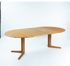Tavolo da pranzo ovale allungabile in legno di teak della Danish Dyrlund, anni '70