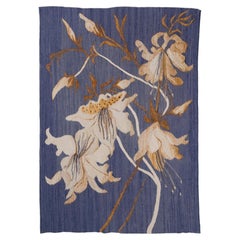 Midcentury wall hanging of flowers hand-woven in natural fibers, Poland 1980s
