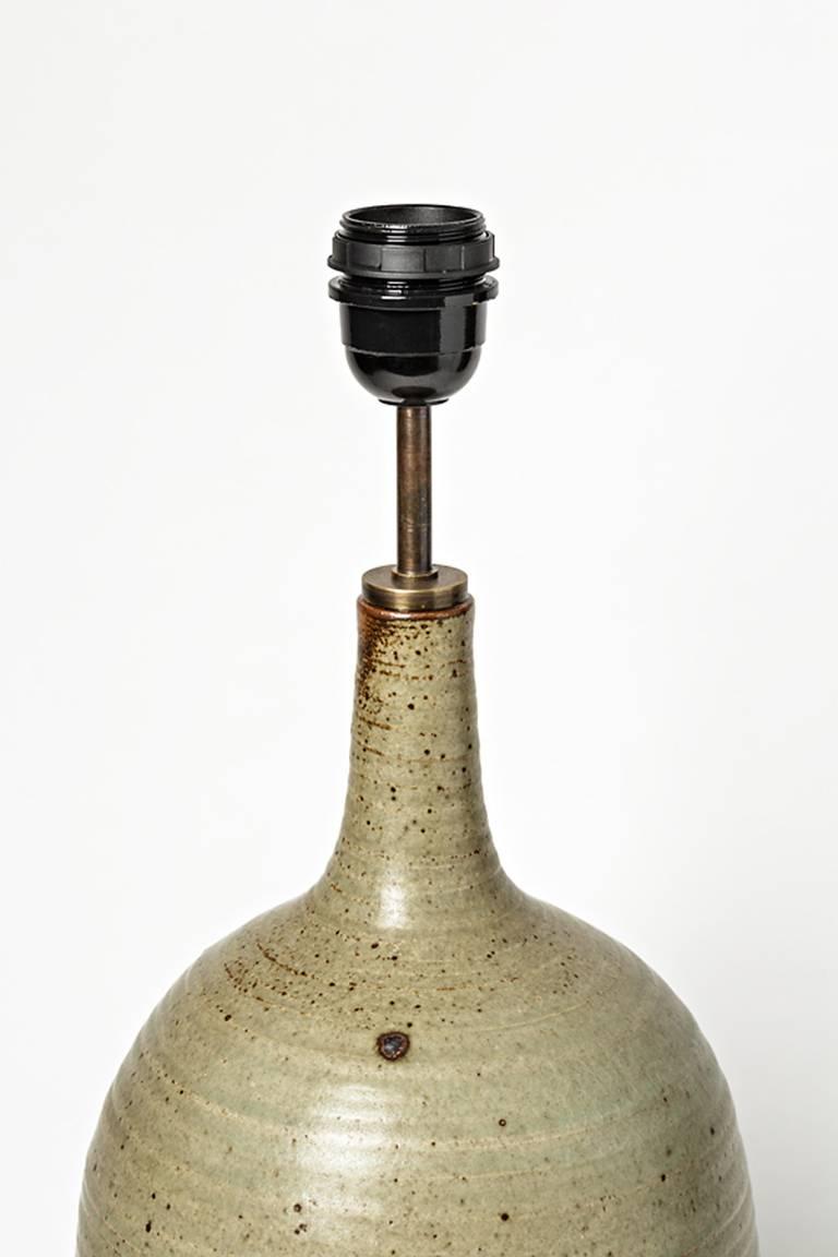 Elegante lámpara de cerámica del estudio francés Le Cep, 1960 Francés en venta