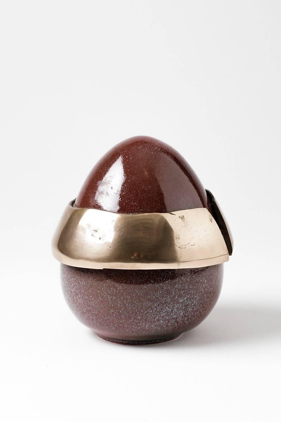 Elegant Egg Form by Tim Orr, Porcelain and Bronze, circa 1970 For Sale 1