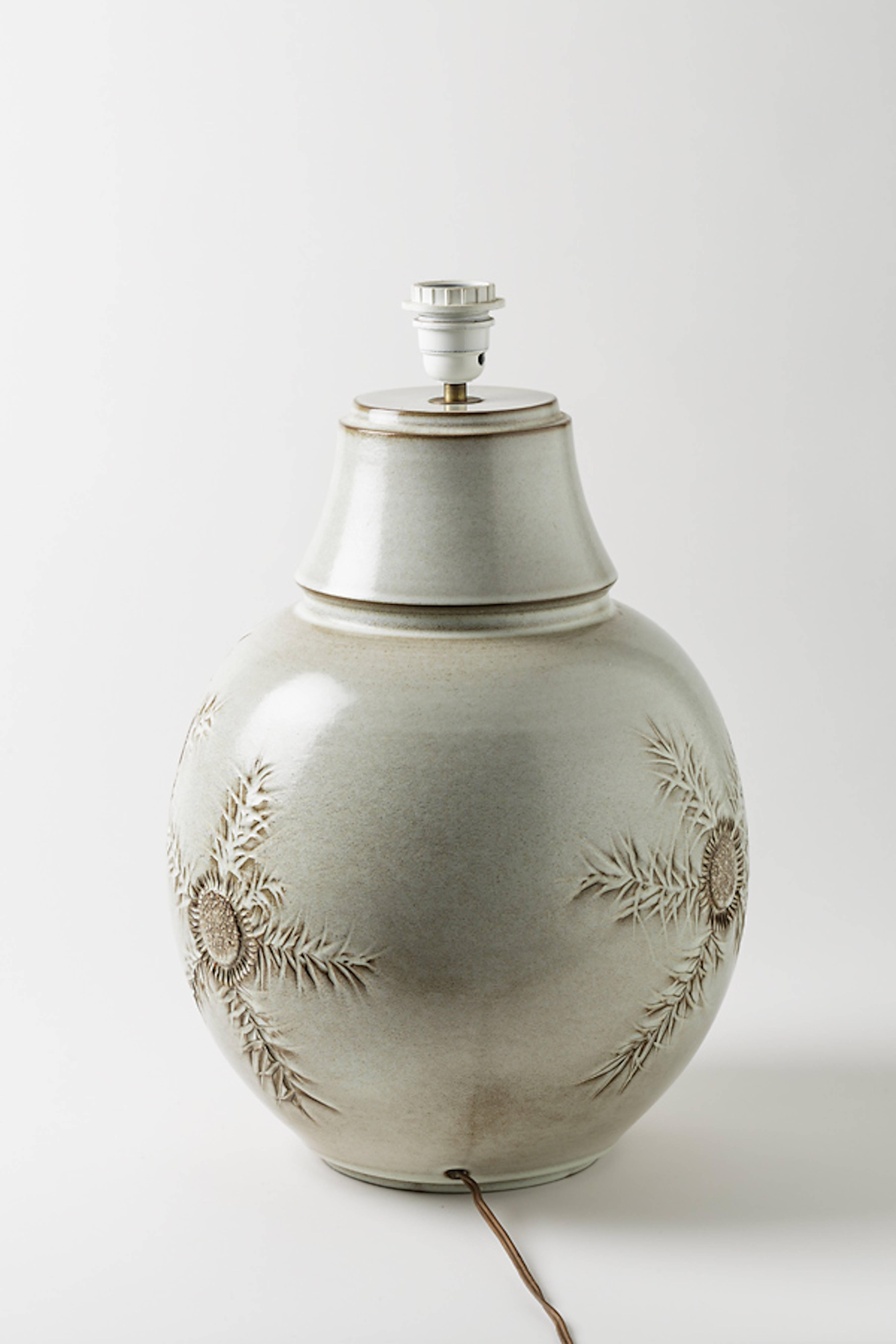 Importante lampe en céramique par Huguette & Marius Bessone:: Vallauris:: vers 1970 Excellent état à Neuilly-en- sancerre, FR
