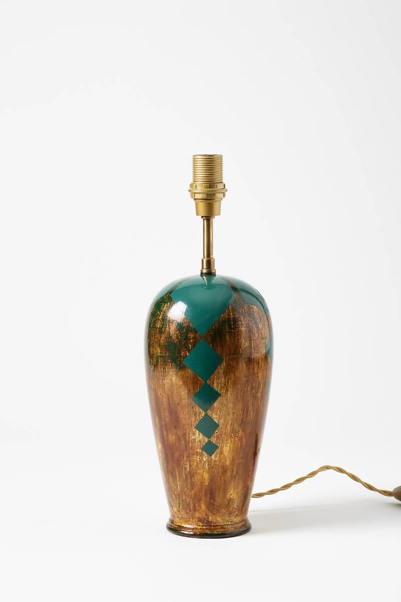 20th Century Elegant Lacquered Wood on a Gilt Background Table Lamp by Paul-Etienne Sain For Sale