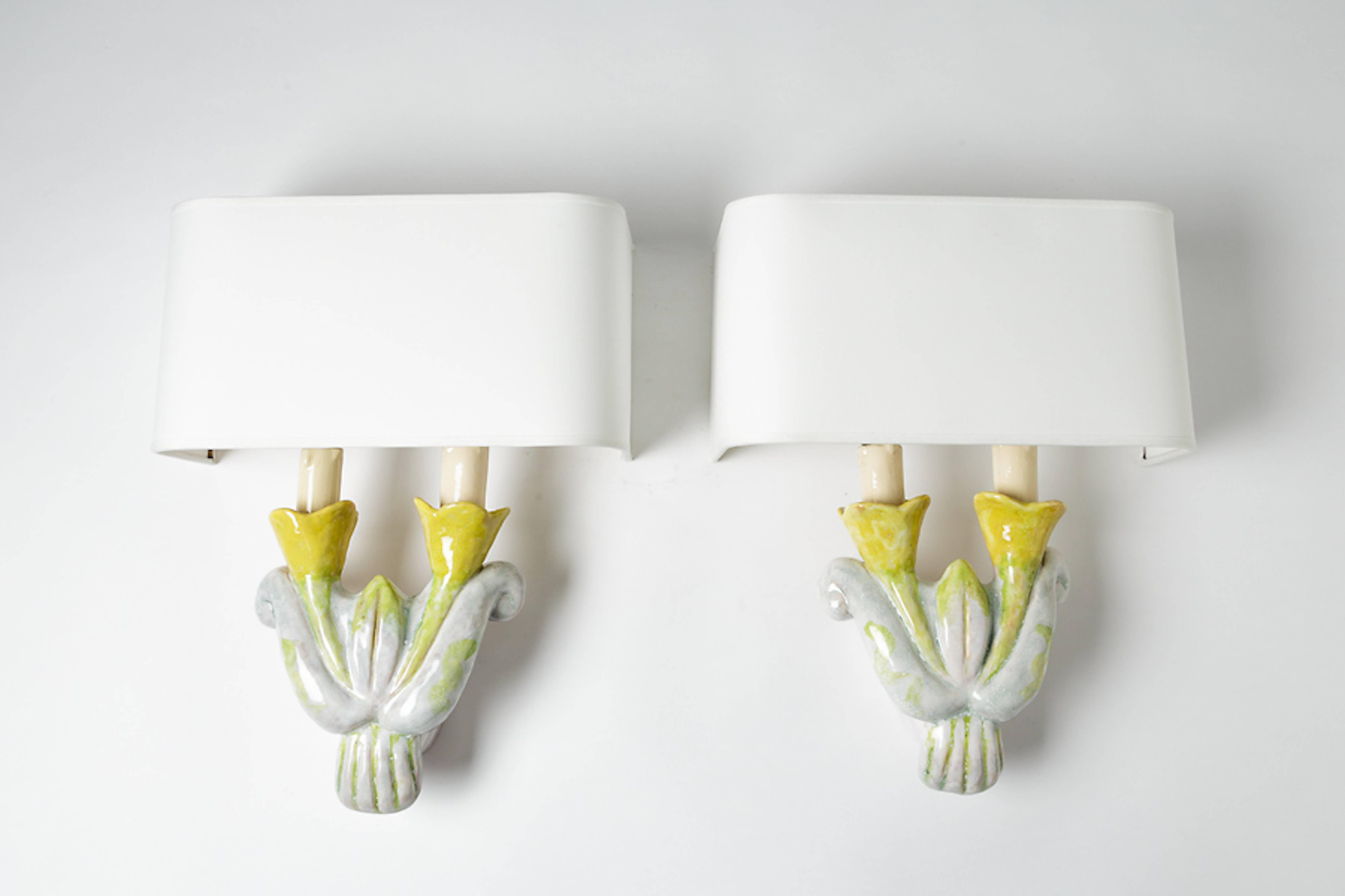 A ceramic pair of wall lamps attributed to Alice Colonieux.
Perfect original conditions,
circa 1950,
France.

Sold with news lampshade.