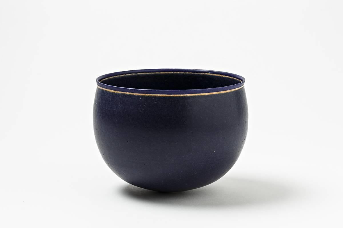 Beaux Arts Elegant Stoneware Bowl by Alev Ebüzziya Siesbye, circa 1992