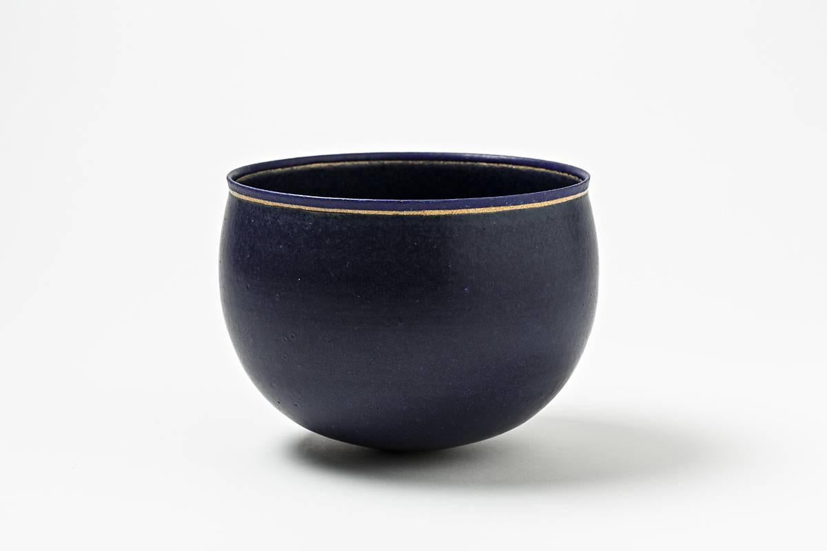 French Elegant Stoneware Bowl by Alev Ebüzziya Siesbye, circa 1992