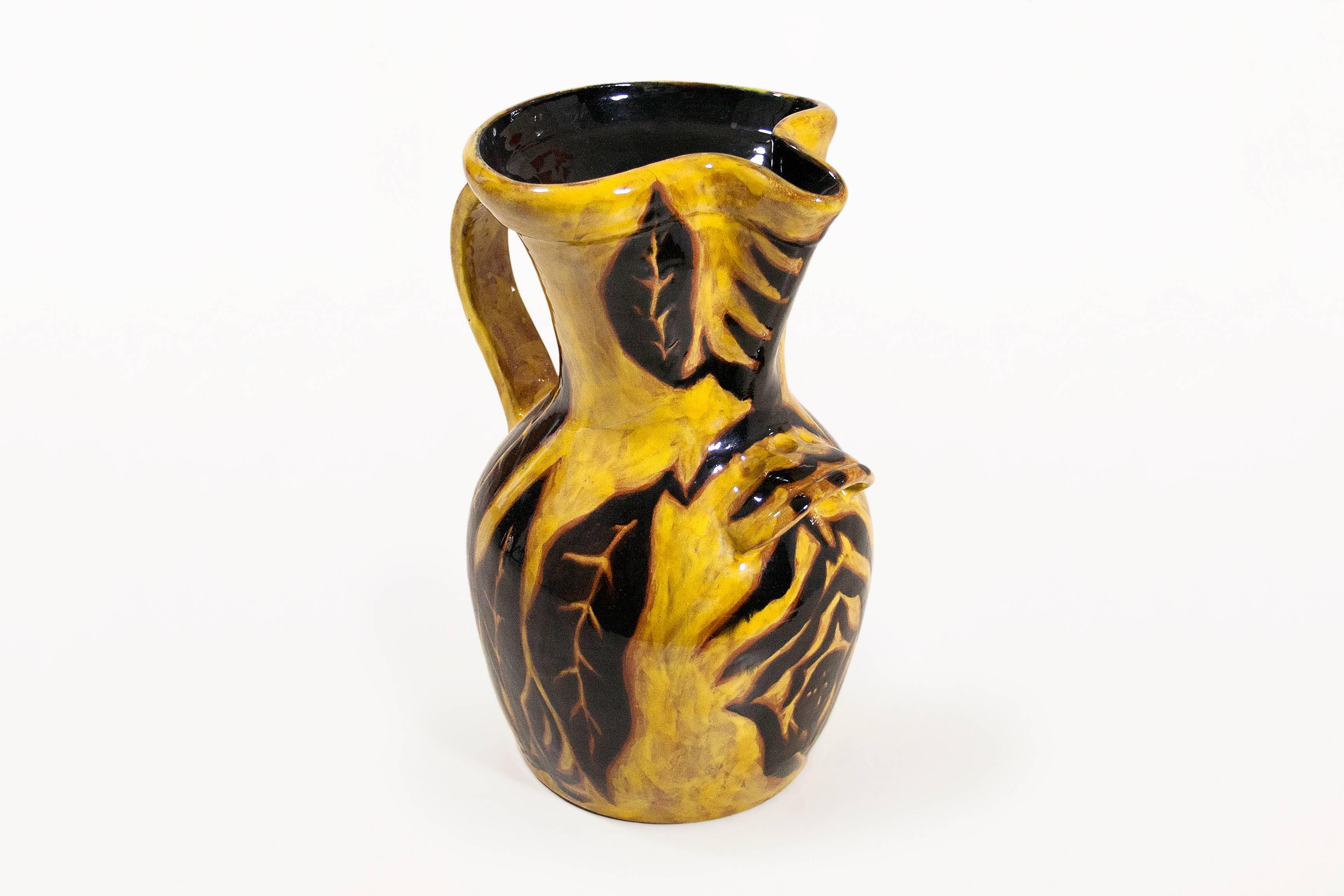 Very large yellow-glazed vase by Jean Lurçat for Sant Vincens
Typical 