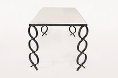 Table basse "Ruban" de style Jean Royère:: circa 1950:: France