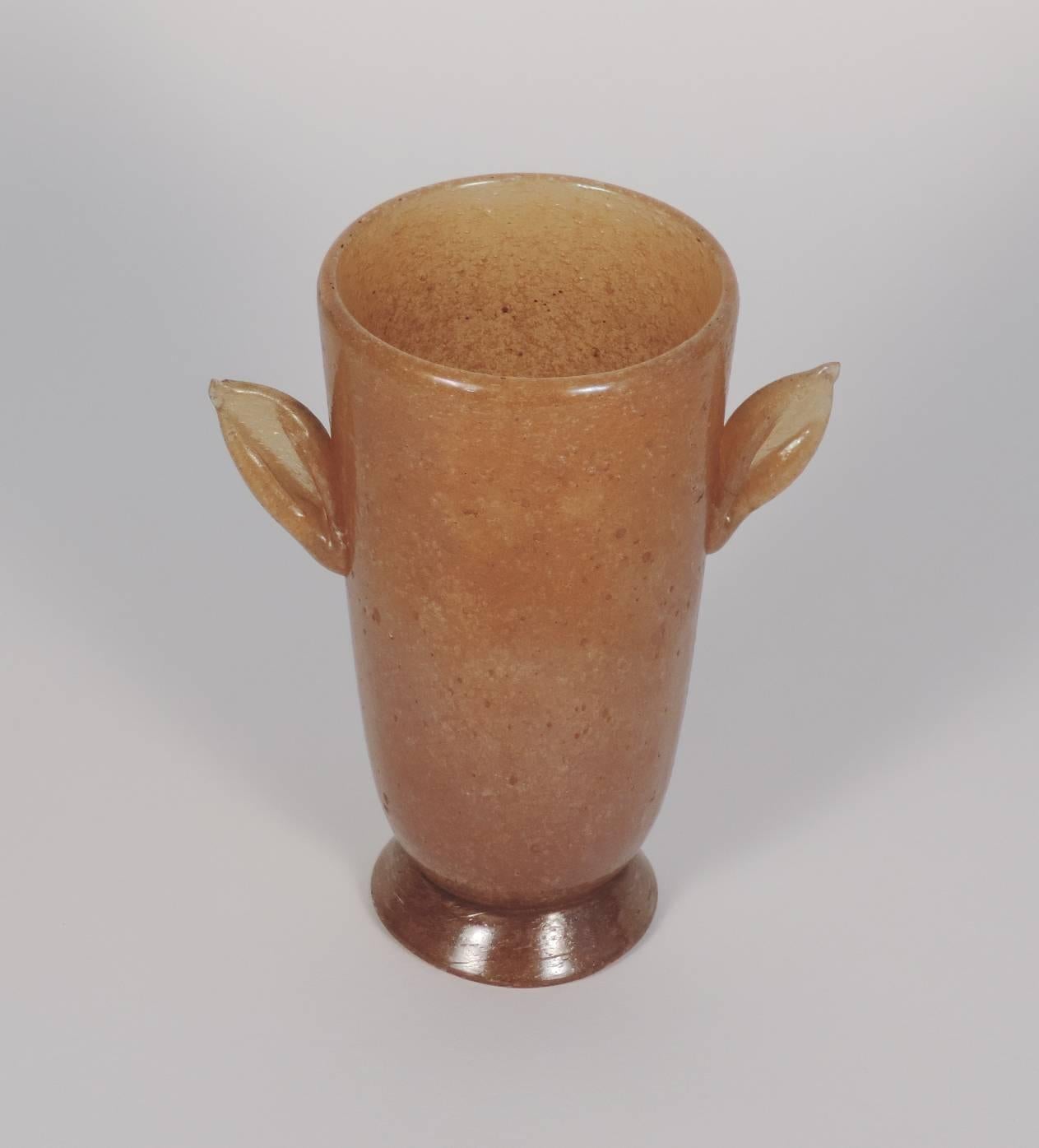 Vittorio Zecchin for A.VE.M.
Pulegoso glass vase.
Ref: Domus No.83 Nov. 1934 p.26.