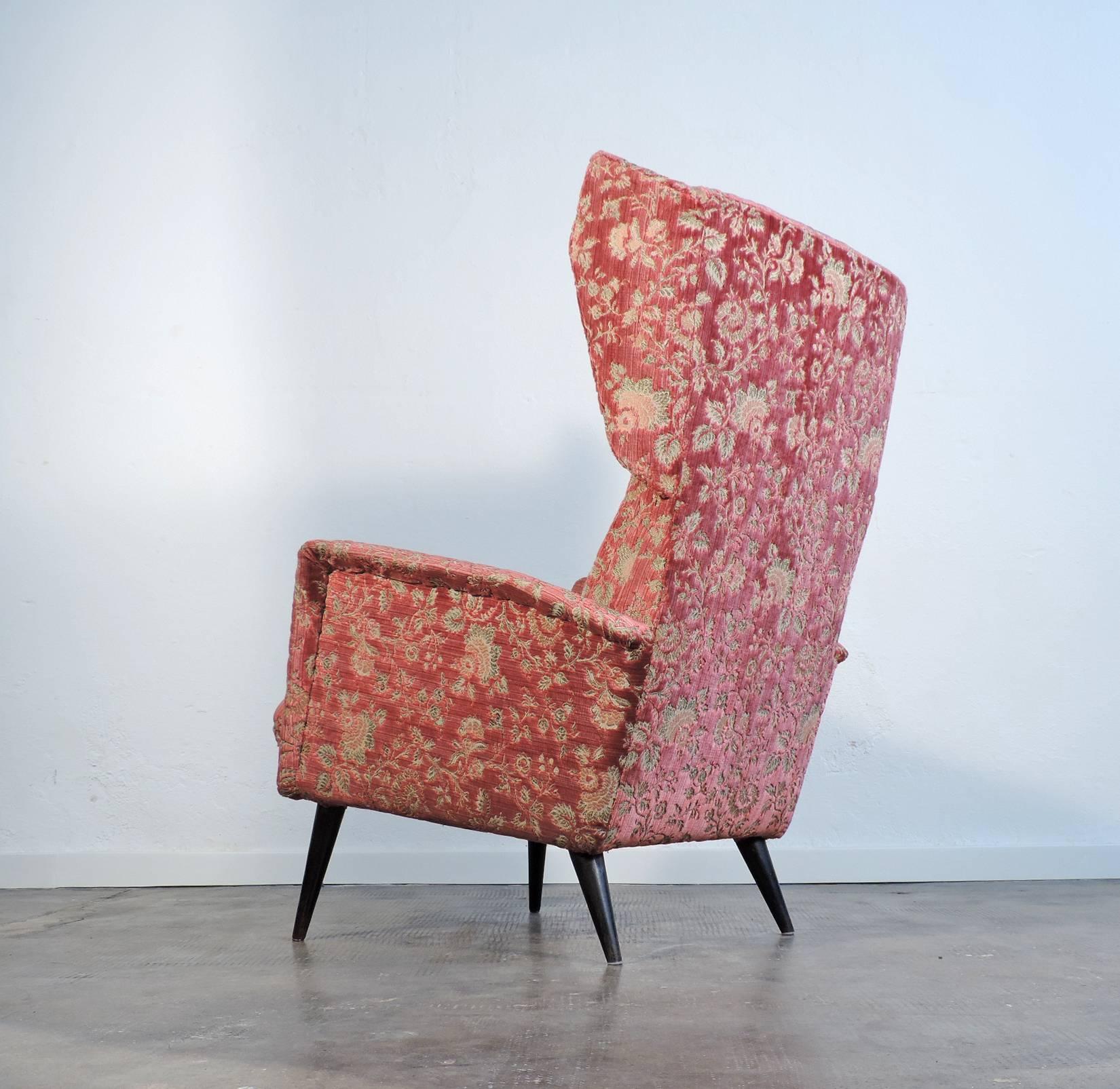 Upholstery Splendid Gio Ponti Pair of Armchairs for Dassi