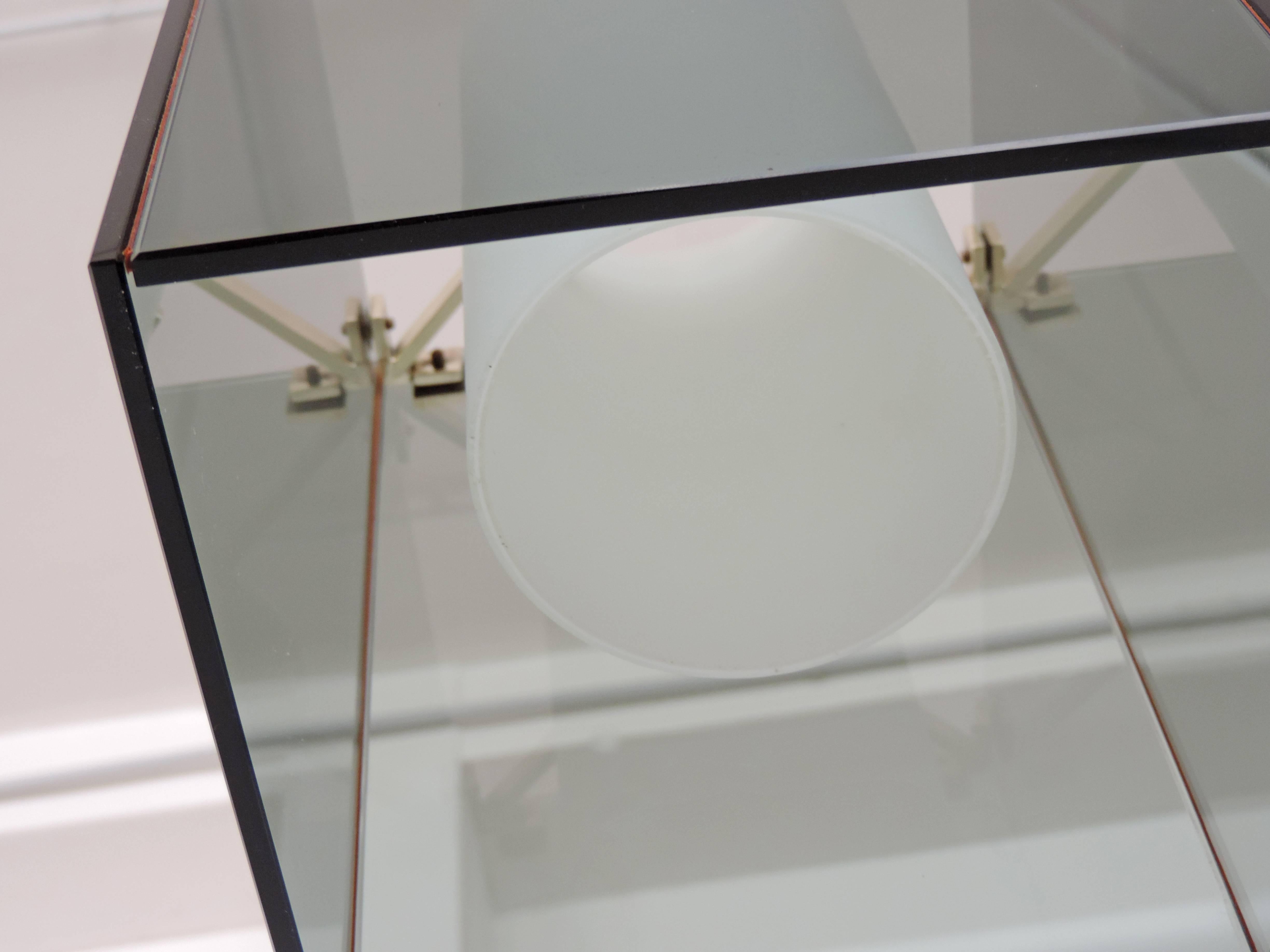 Mid-20th Century Splendid Max Ingrand Set of Three Mod. 2211 Ceiling Lamps for Fontana Arte