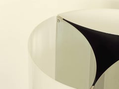 Large Massimo Vignelli Model 526g Table lamp for Arteluce