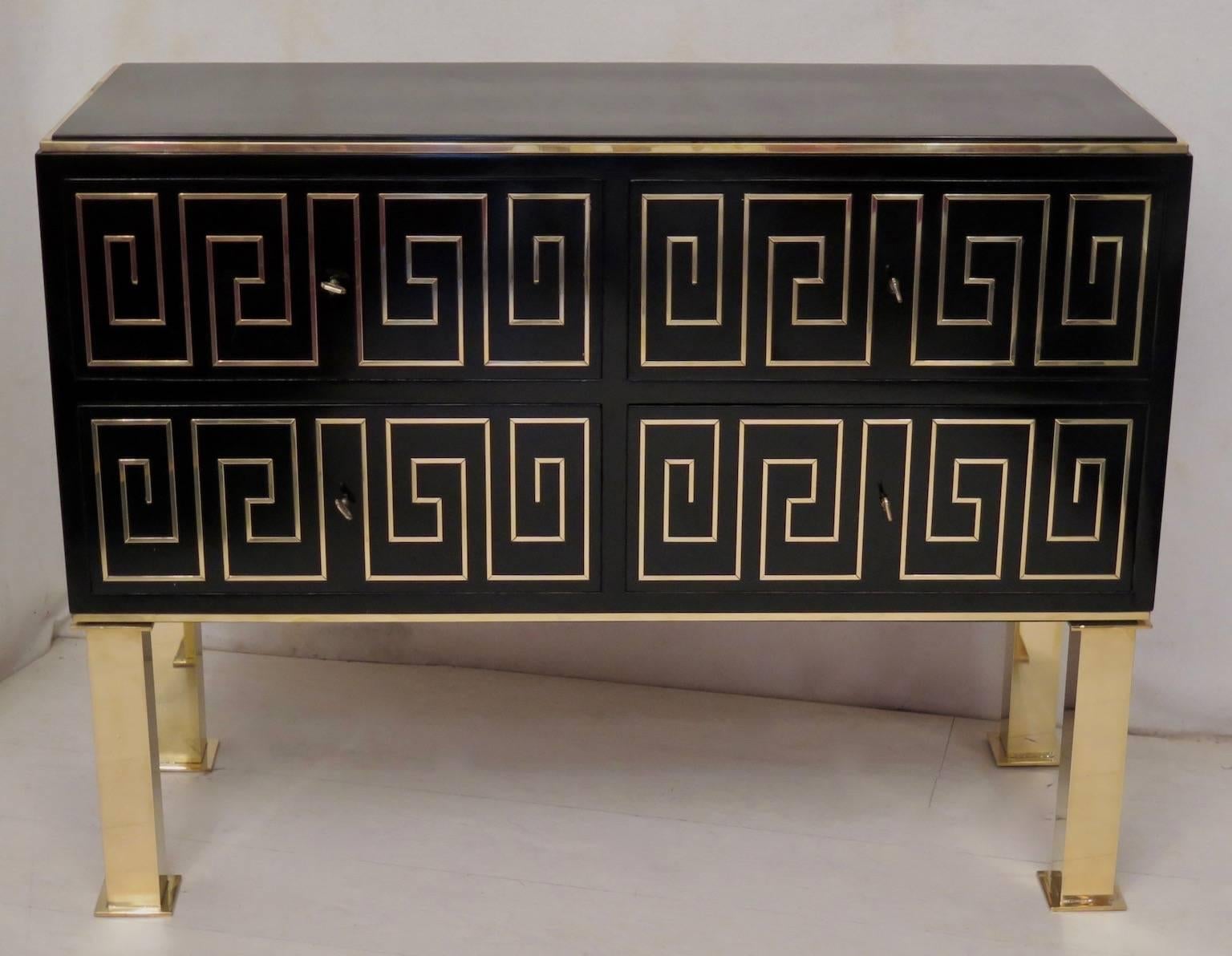 1950 Black Lacquered and Brass Inlays Italian Midcentury Chest of Drawers 5