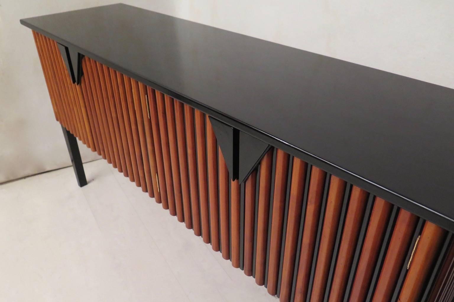 Mid-20th Century 1940 Cherry and Black Lacquered Italian Art Deco Sideboards