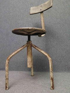 Midcentury Round Metal Italian Swivel Chair / Industrial Stool, 1960