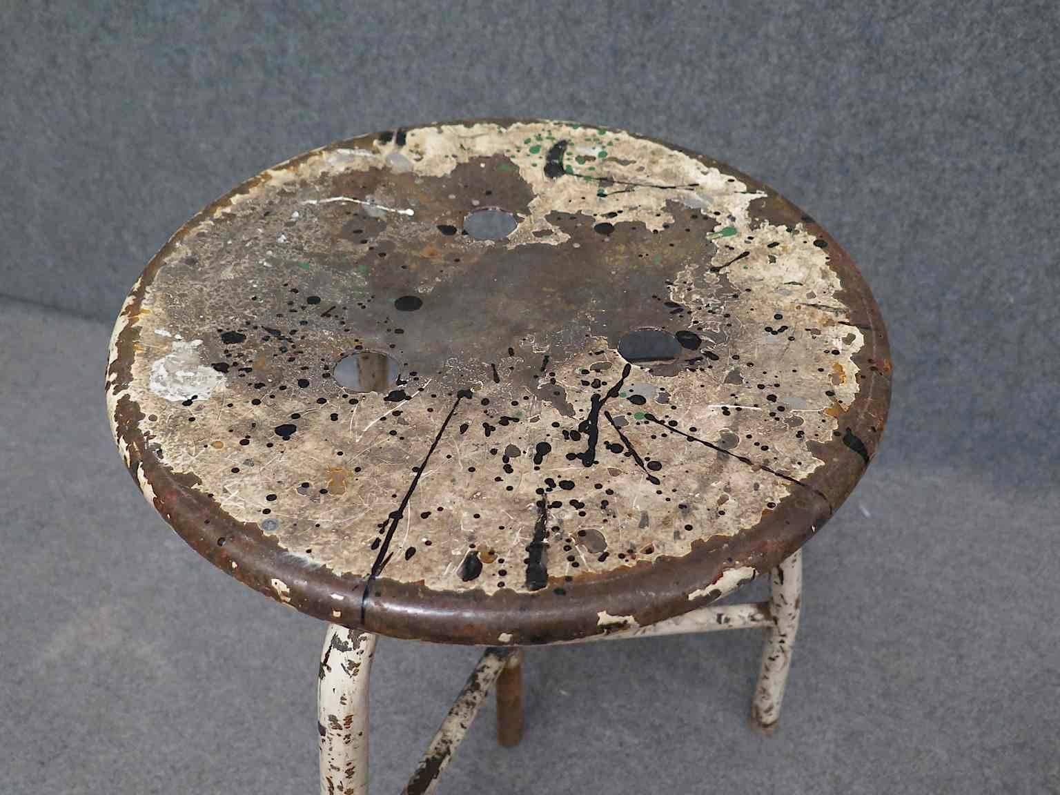 Midcentury Round Metal Italian Swivel Chair / Industrial Stool, 1960 For Sale 1