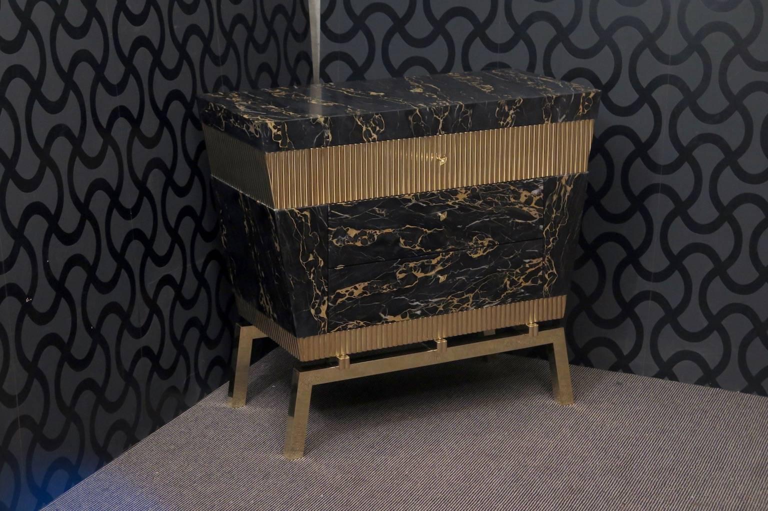 Portoro Marble and Brass Chest of Drawers, 2010 In Good Condition In Rome, IT