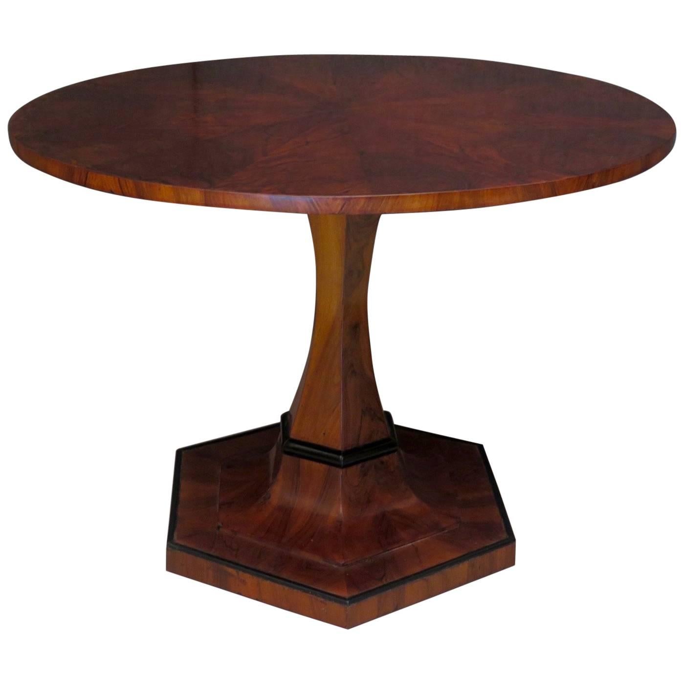 Biedermeier Round Walnut Wood Austrian Folding Table, 1920