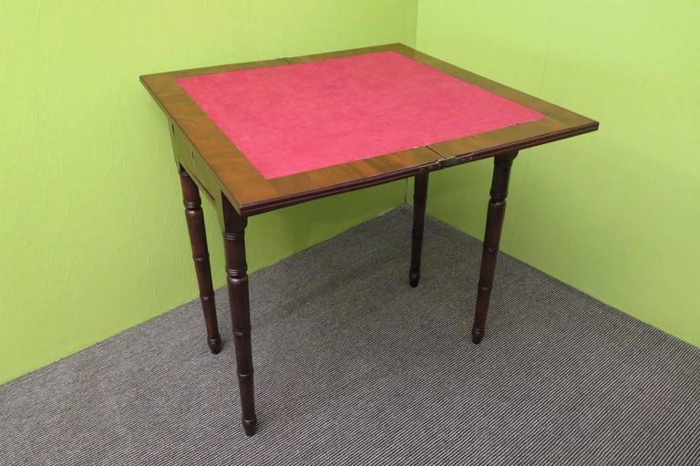 Card table in Mahogany For Sale at 1stdibs