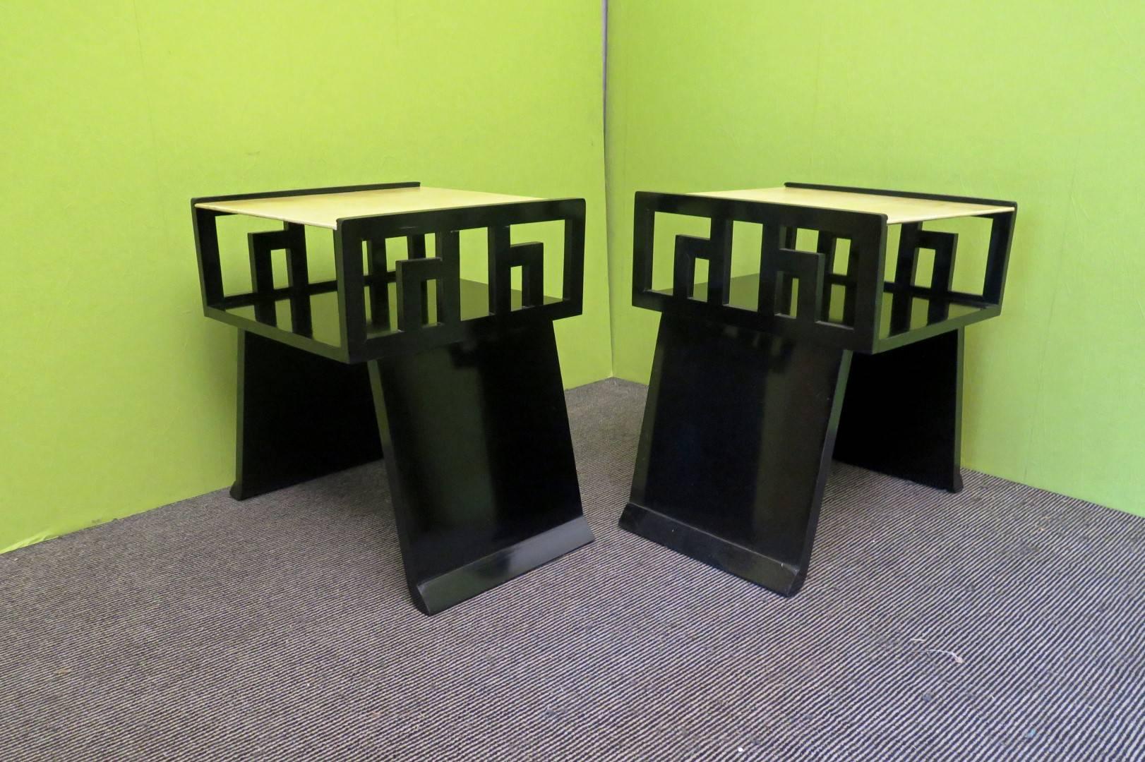  Couple of Side Tables of Black Lacquer and Parchment Top In Excellent Condition In Rome, IT