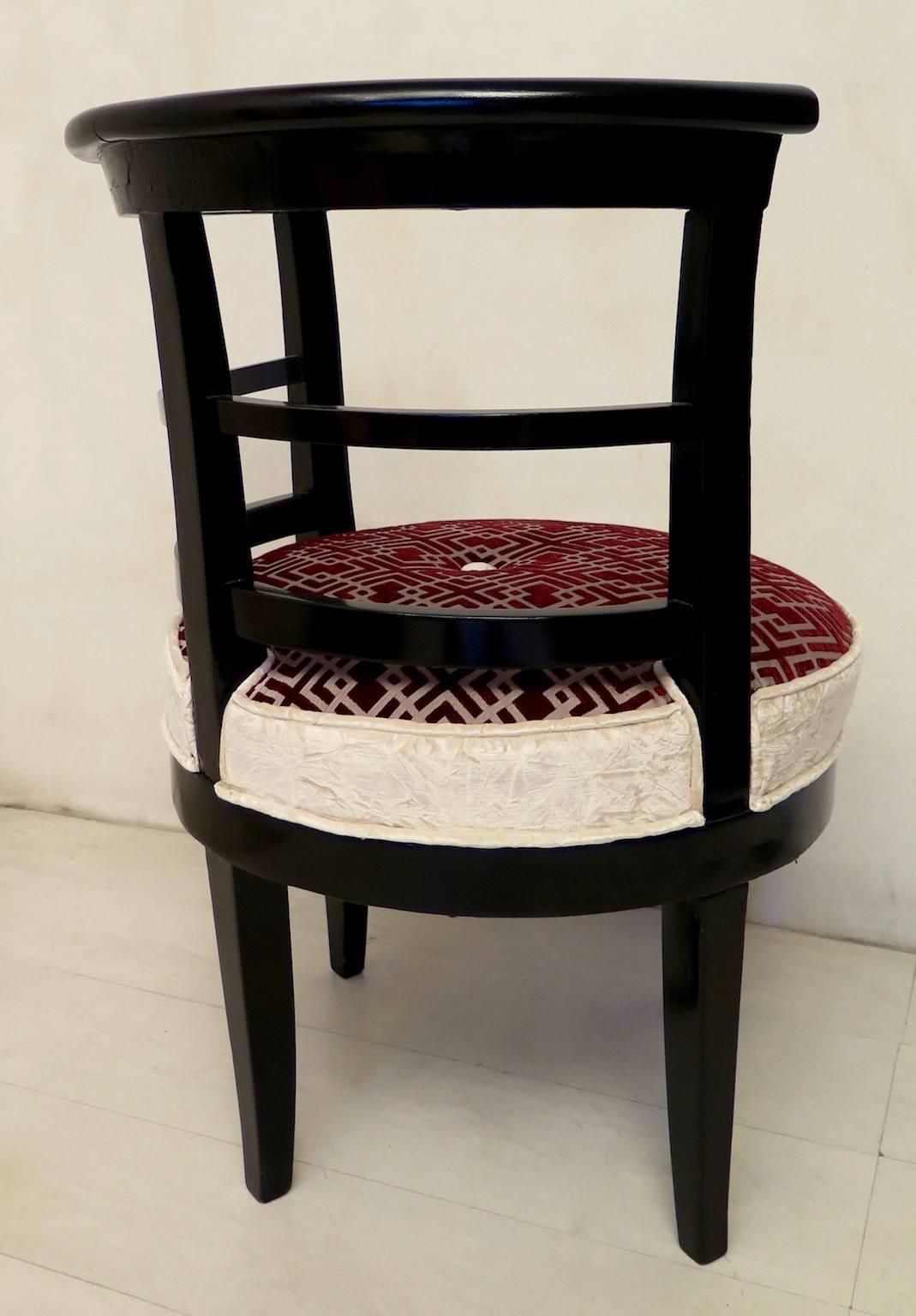 Mid-19th Century 1830s Biedermeier Round Black Austrian Chair