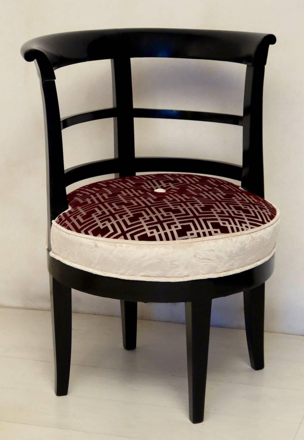 1830s Biedermeier Round Black Austrian Chair 3