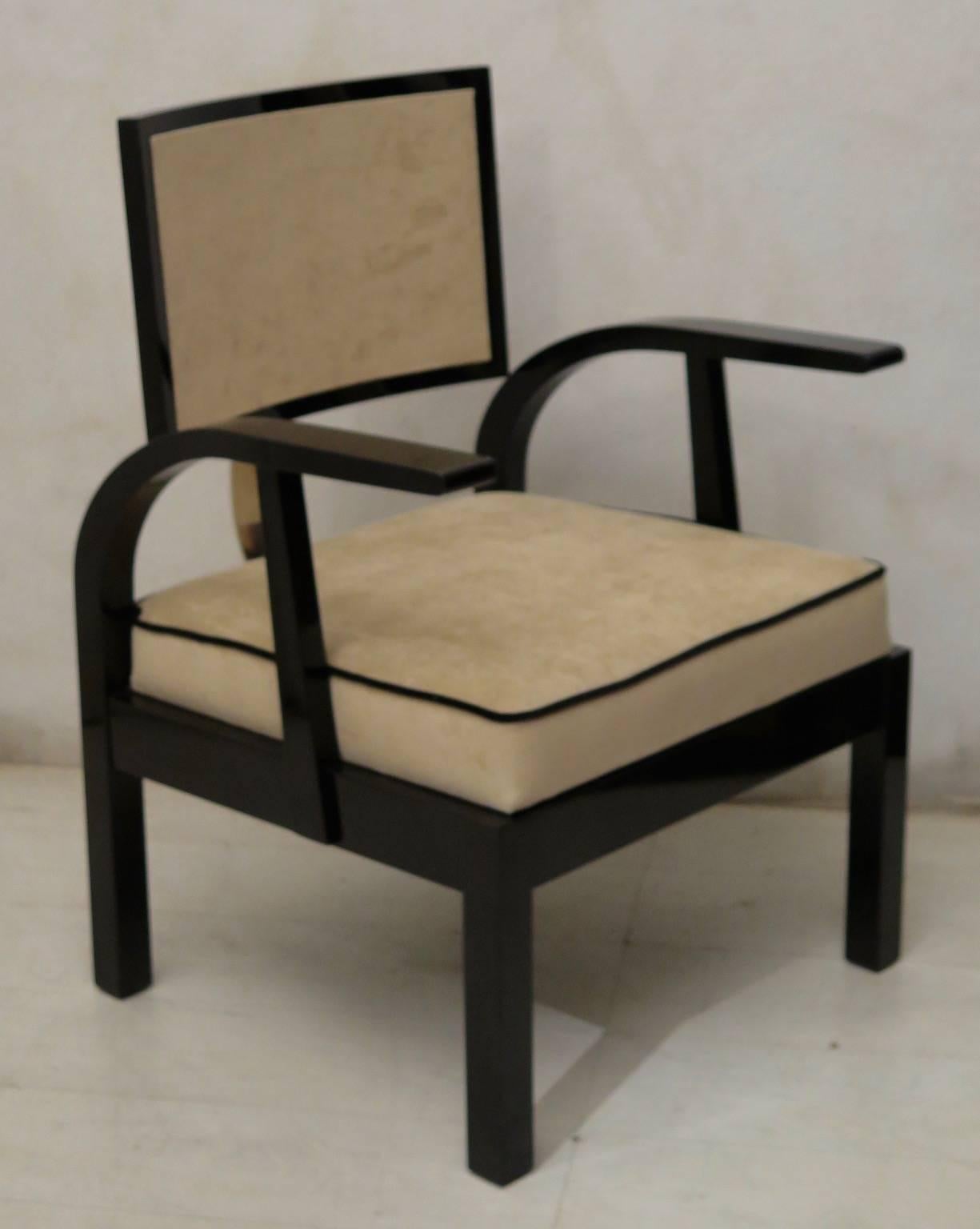 Two Armchairs by Lajos Kozma, Ungheria, 1940s In Excellent Condition In Rome, IT