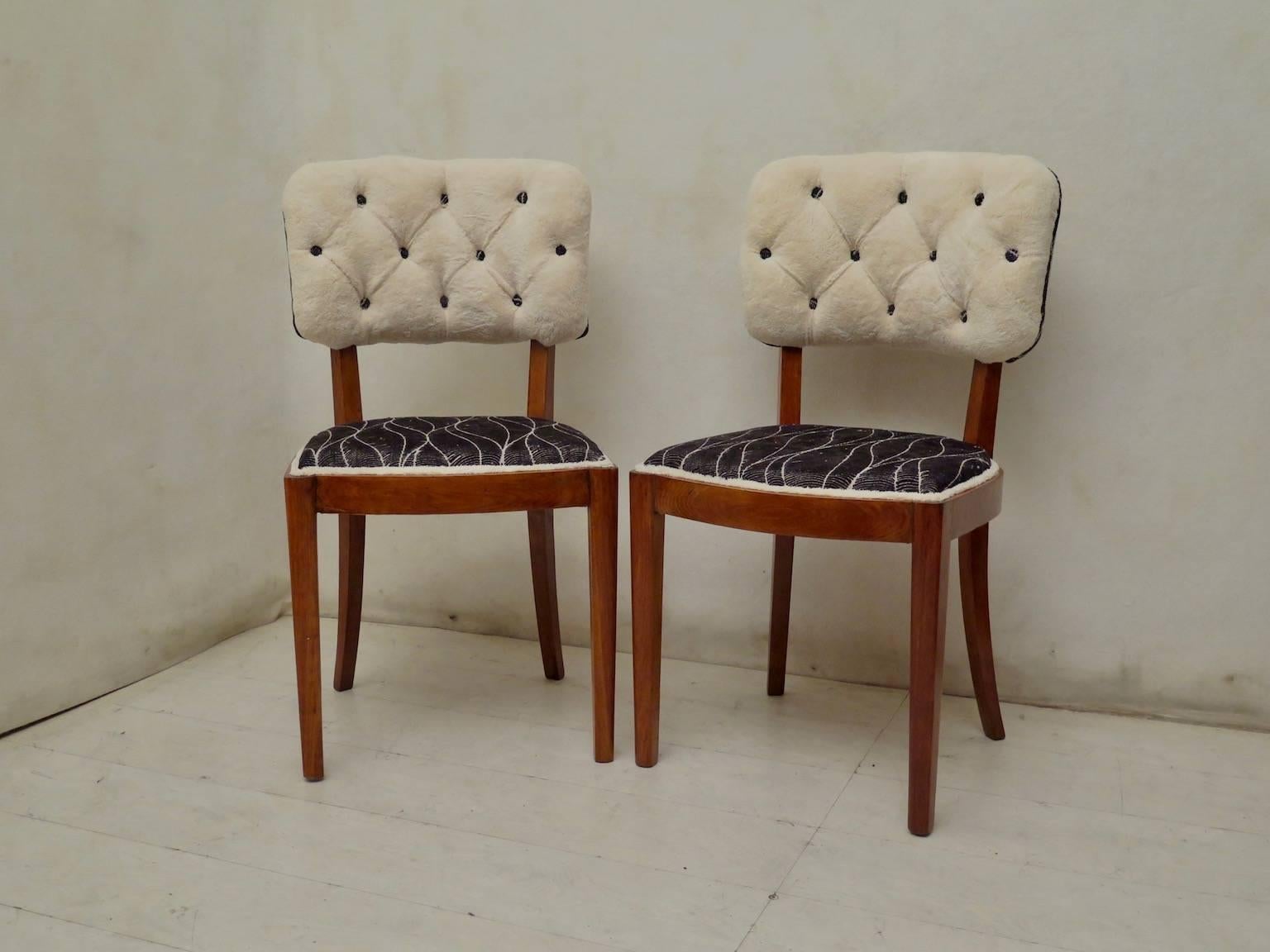 Art Deco Pairs of Walnut and White Velvet Italian Midcentury Chairs