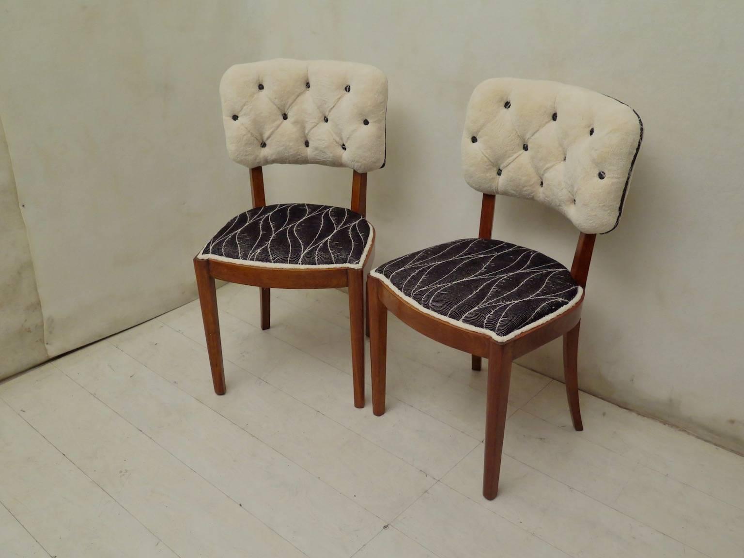 Pairs of Walnut and White Velvet Italian Midcentury Chairs 4