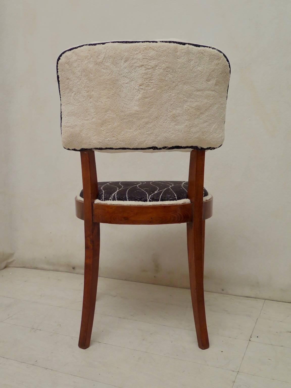 Pairs of Walnut and White Velvet Italian Midcentury Chairs 2